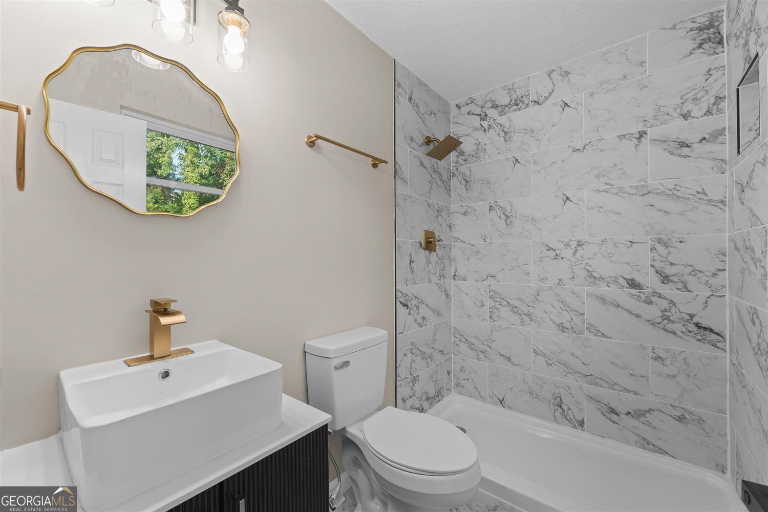 3527 Mount Vernon Drive Property Photo 21