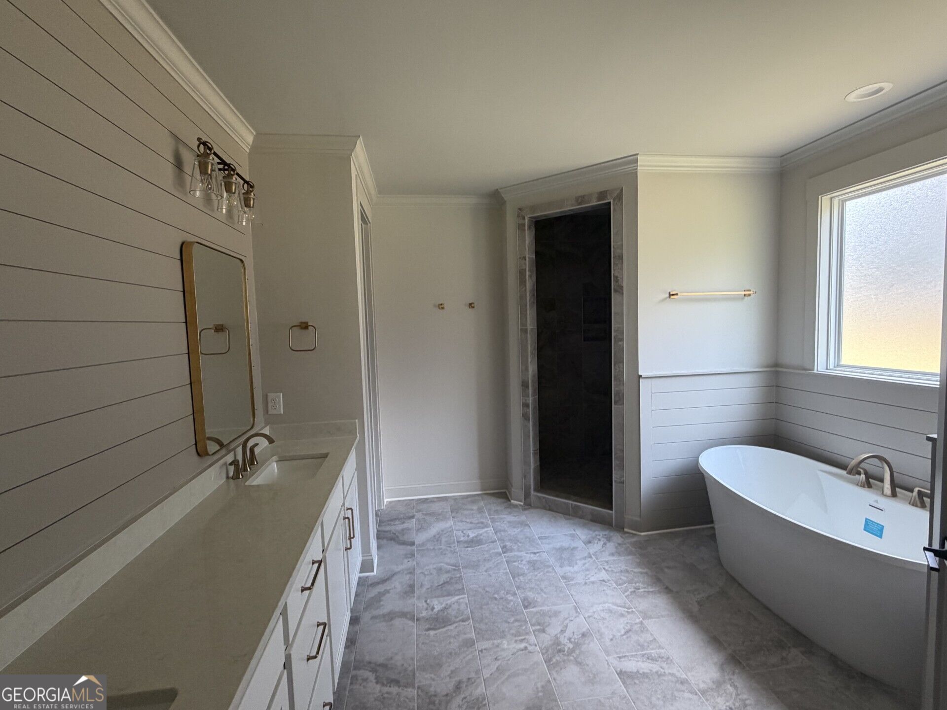 1430 Legend Drive Property Photo 3
