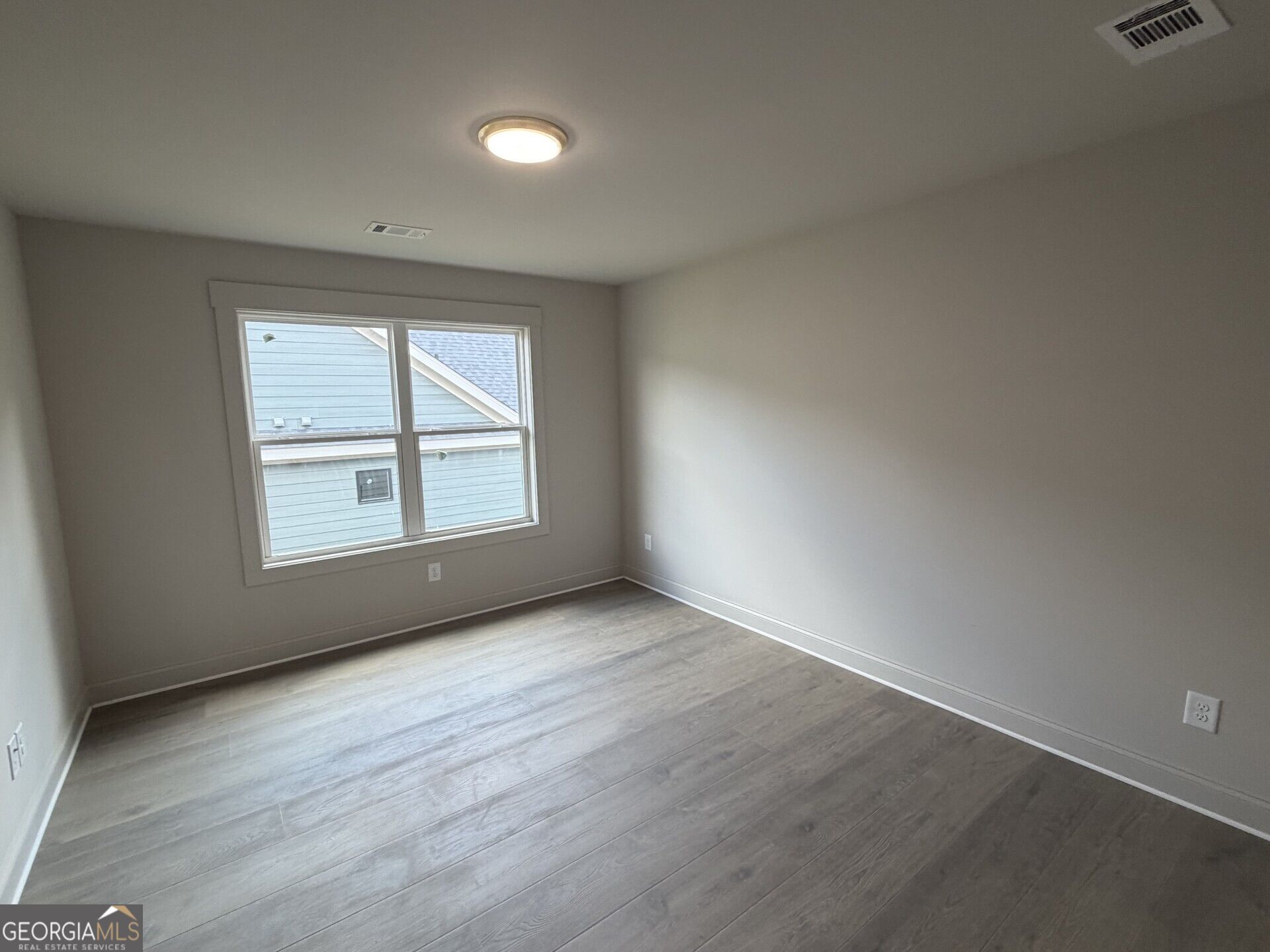 1430 Legend Drive Property Photo 12