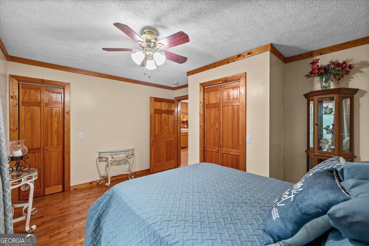 937 Aurora Lane Property Photo 14