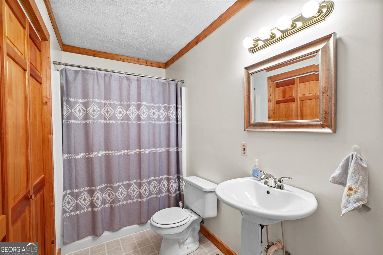 937 Aurora Lane Property Photo 17