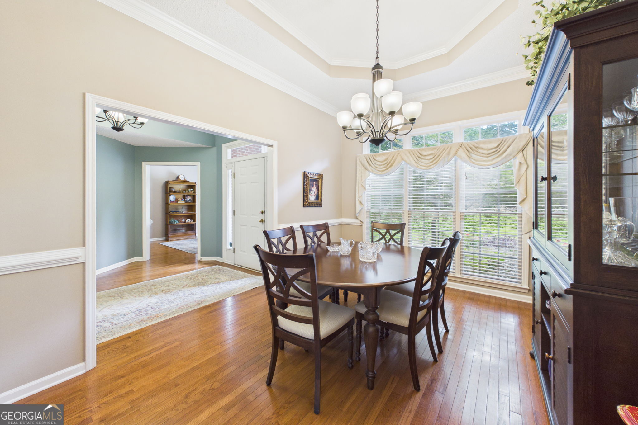 5007 Lakeridge Close Property Photo 10
