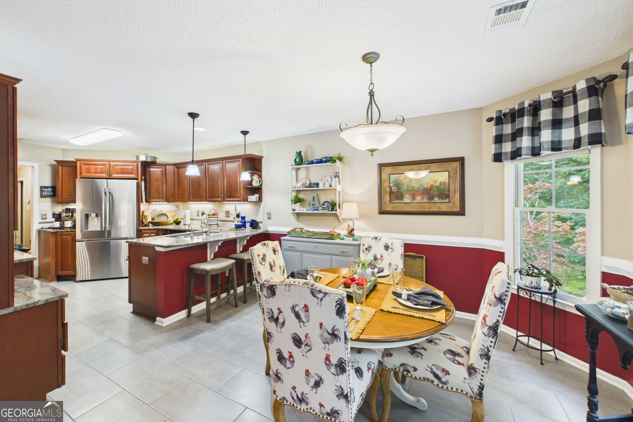 5007 Lakeridge Close Property Photo 16
