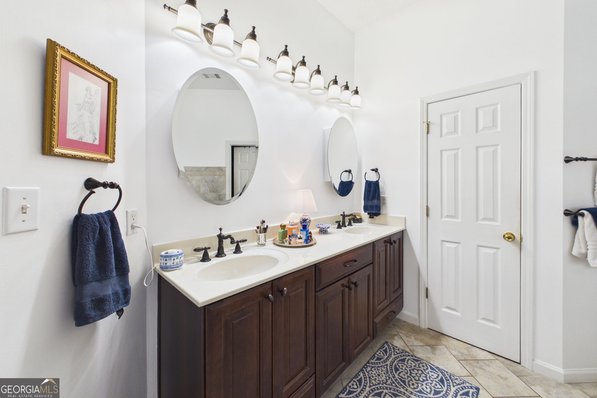 5007 Lakeridge Close Property Photo 22
