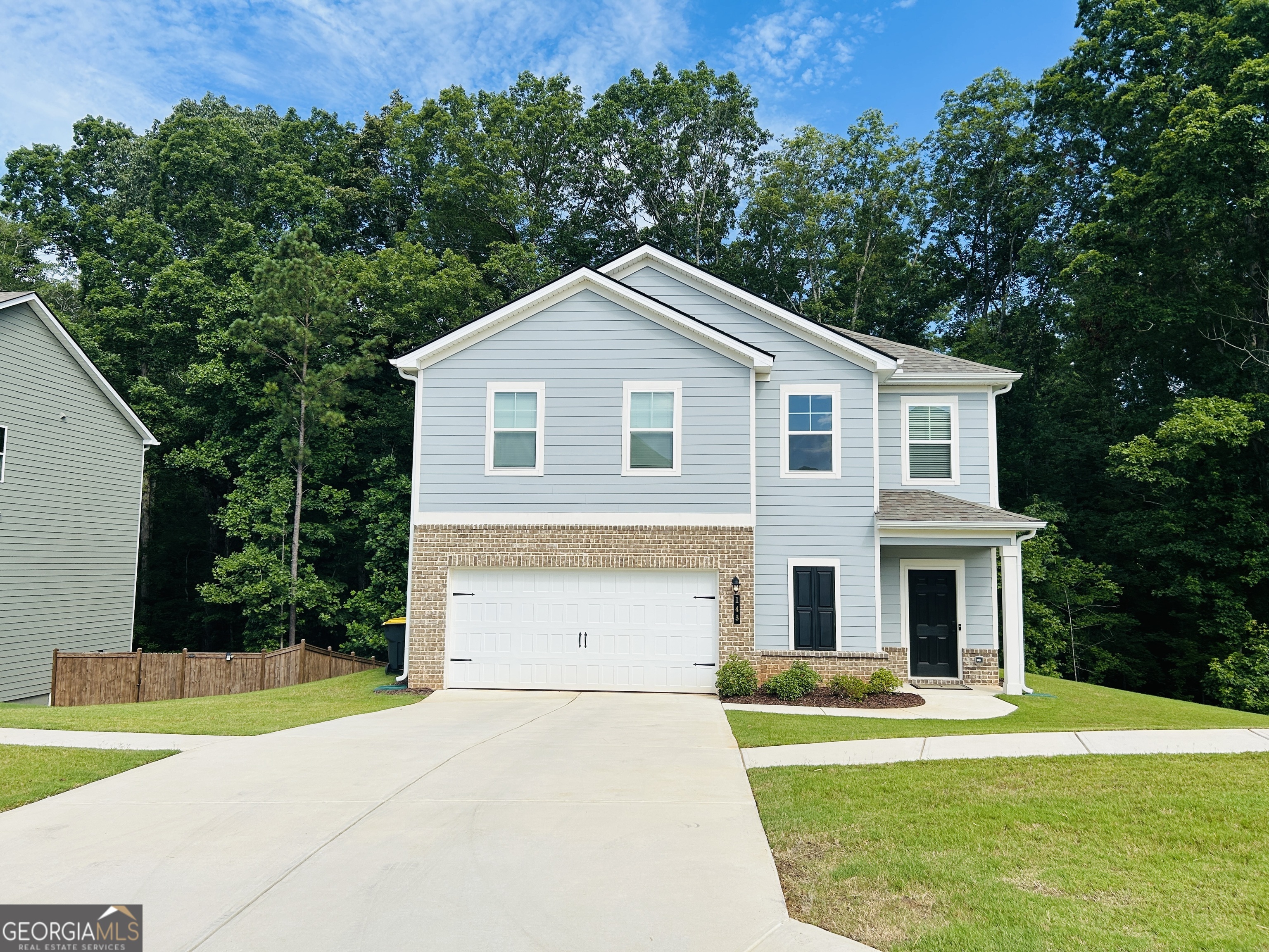 143 Chapel Hill Parkway Property Photo 1