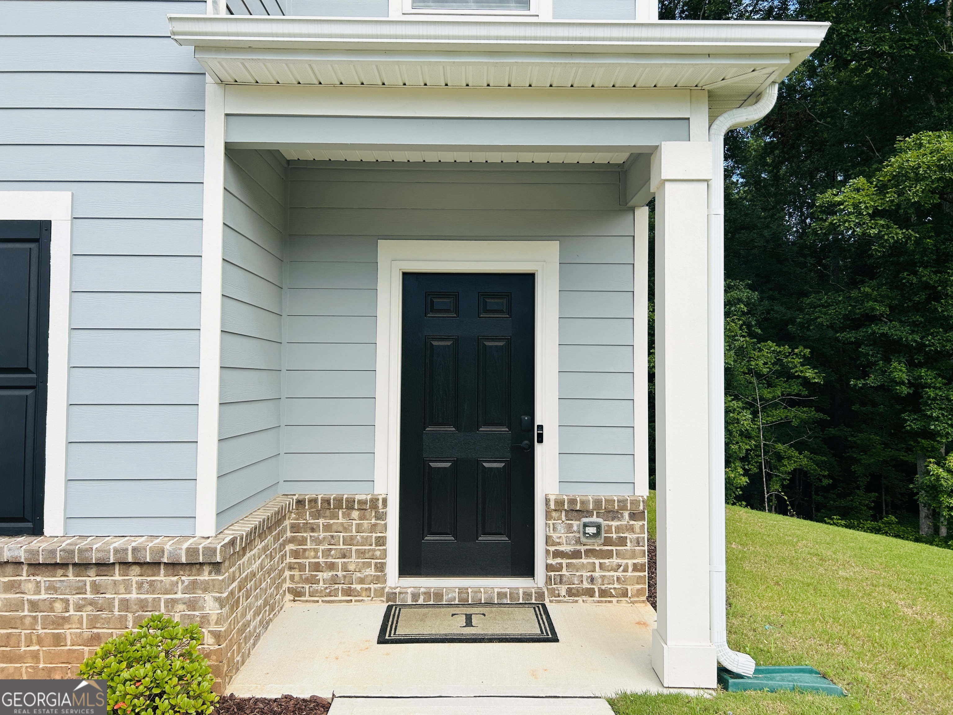 143 Chapel Hill Parkway Property Photo 4