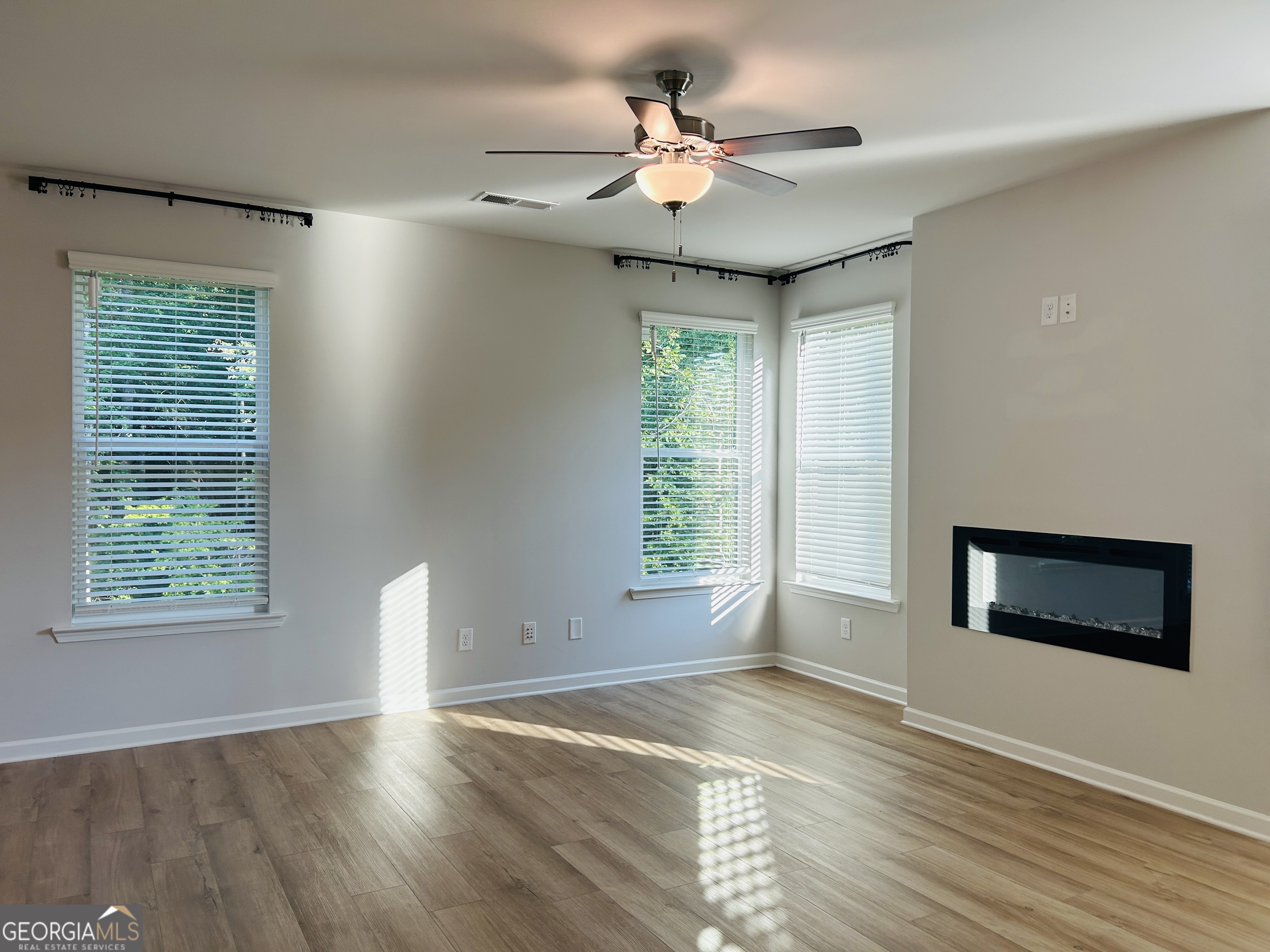 143 Chapel Hill Parkway Property Photo 7