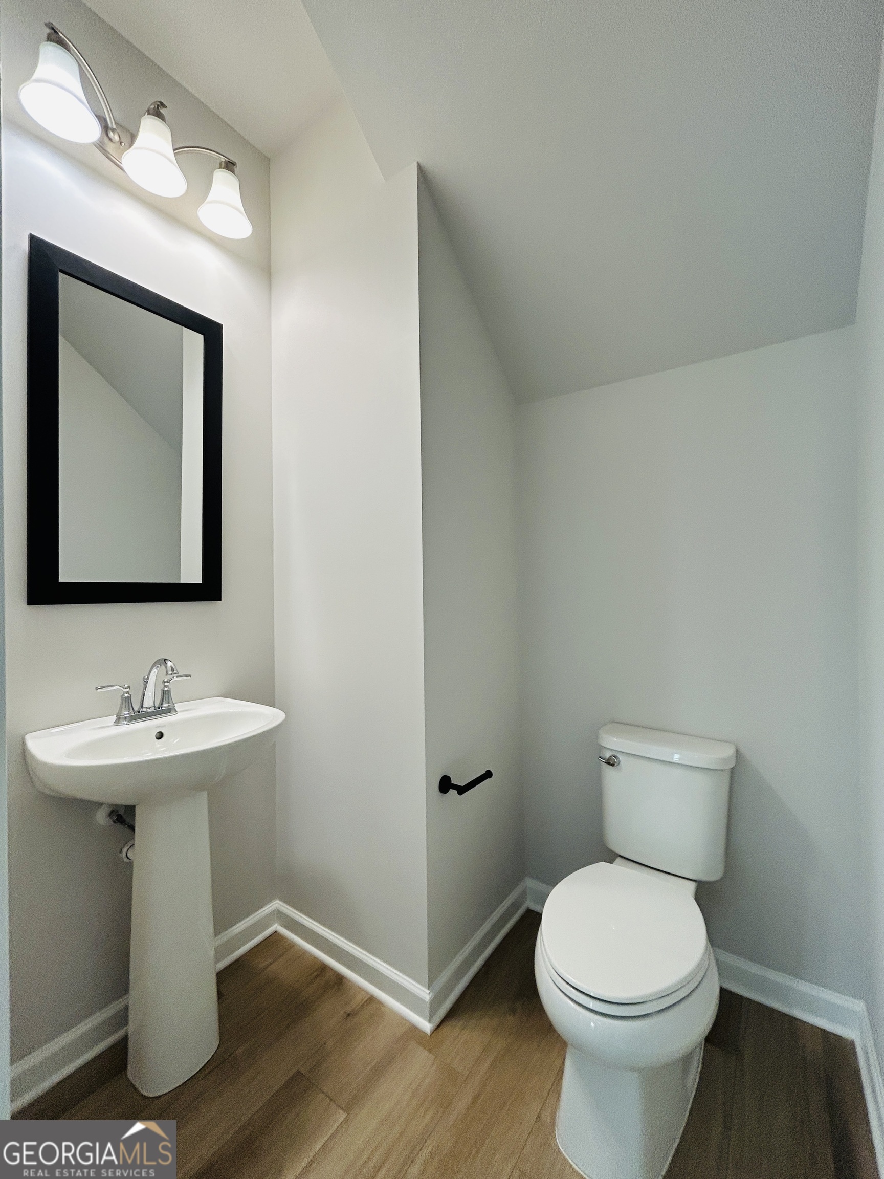 143 Chapel Hill Parkway Property Photo 16