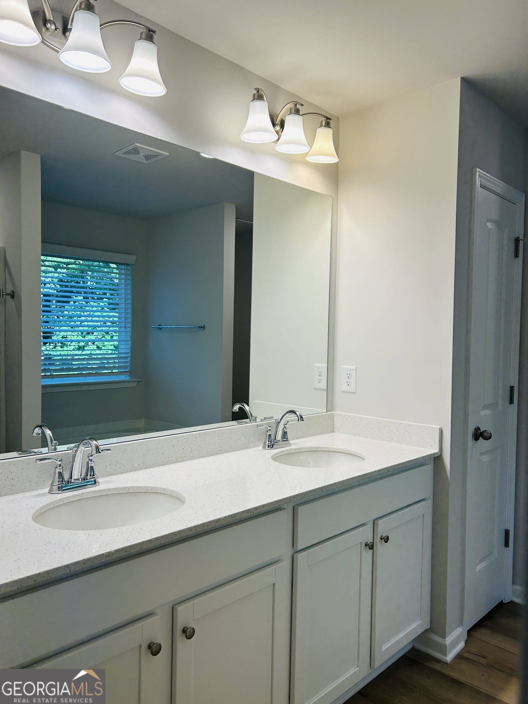 143 Chapel Hill Parkway Property Photo 22