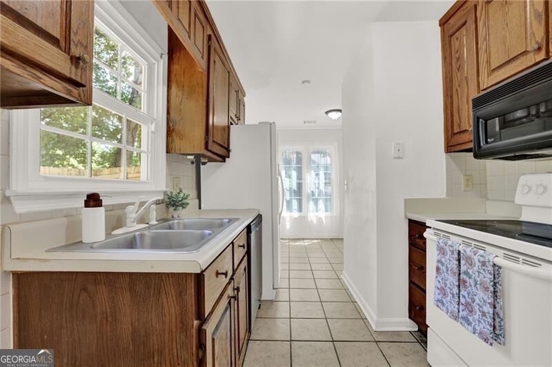 4430 Bonneville Drive Property Photo 10