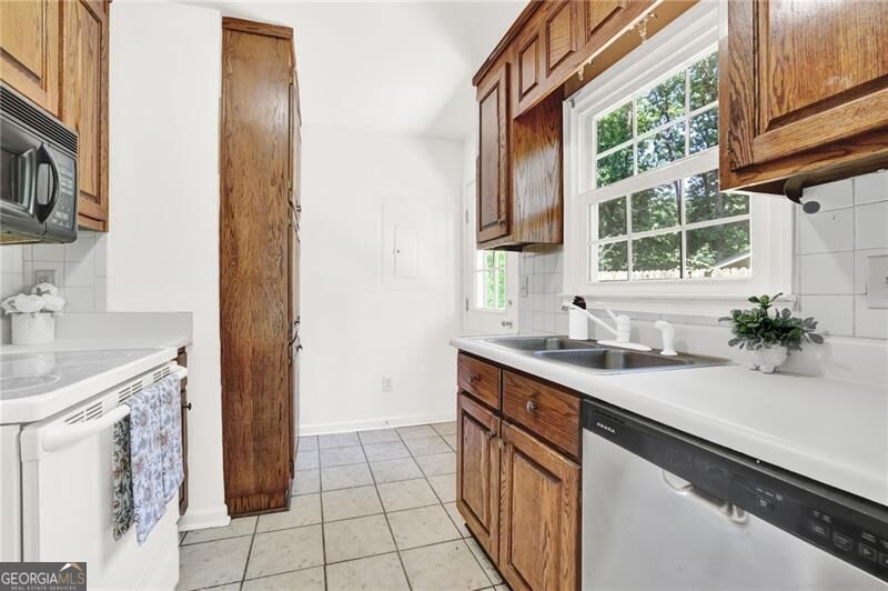 4430 Bonneville Drive Property Photo 11
