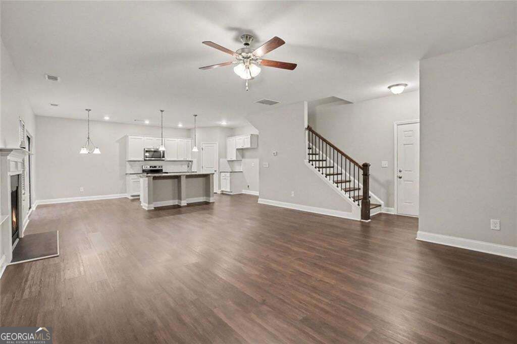 316 Trae Court Property Photo 4