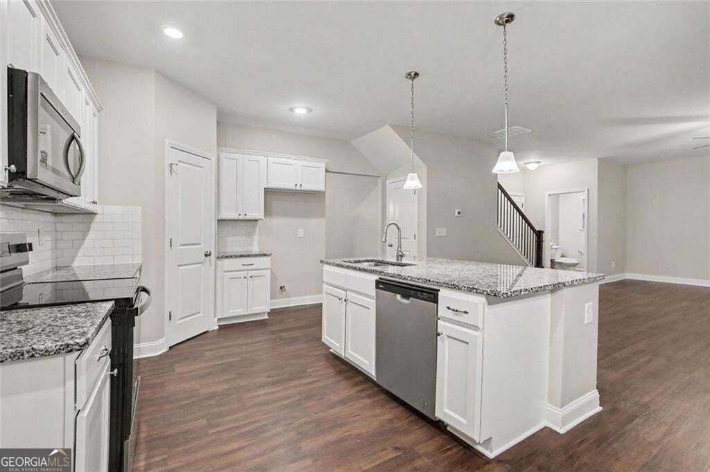 316 Trae Court Property Photo 13