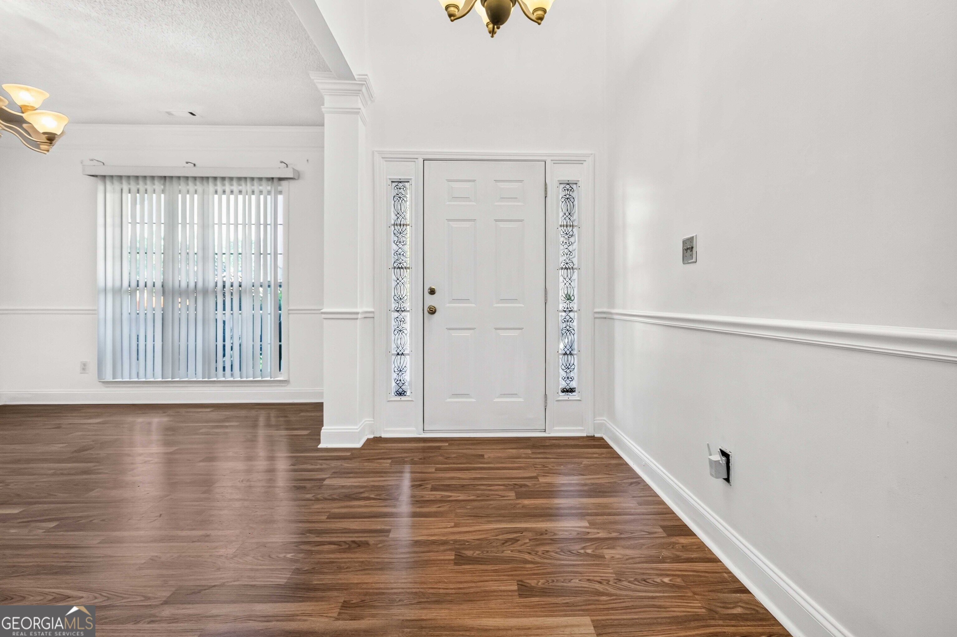 1137 E Shoreview Road Property Photo 5
