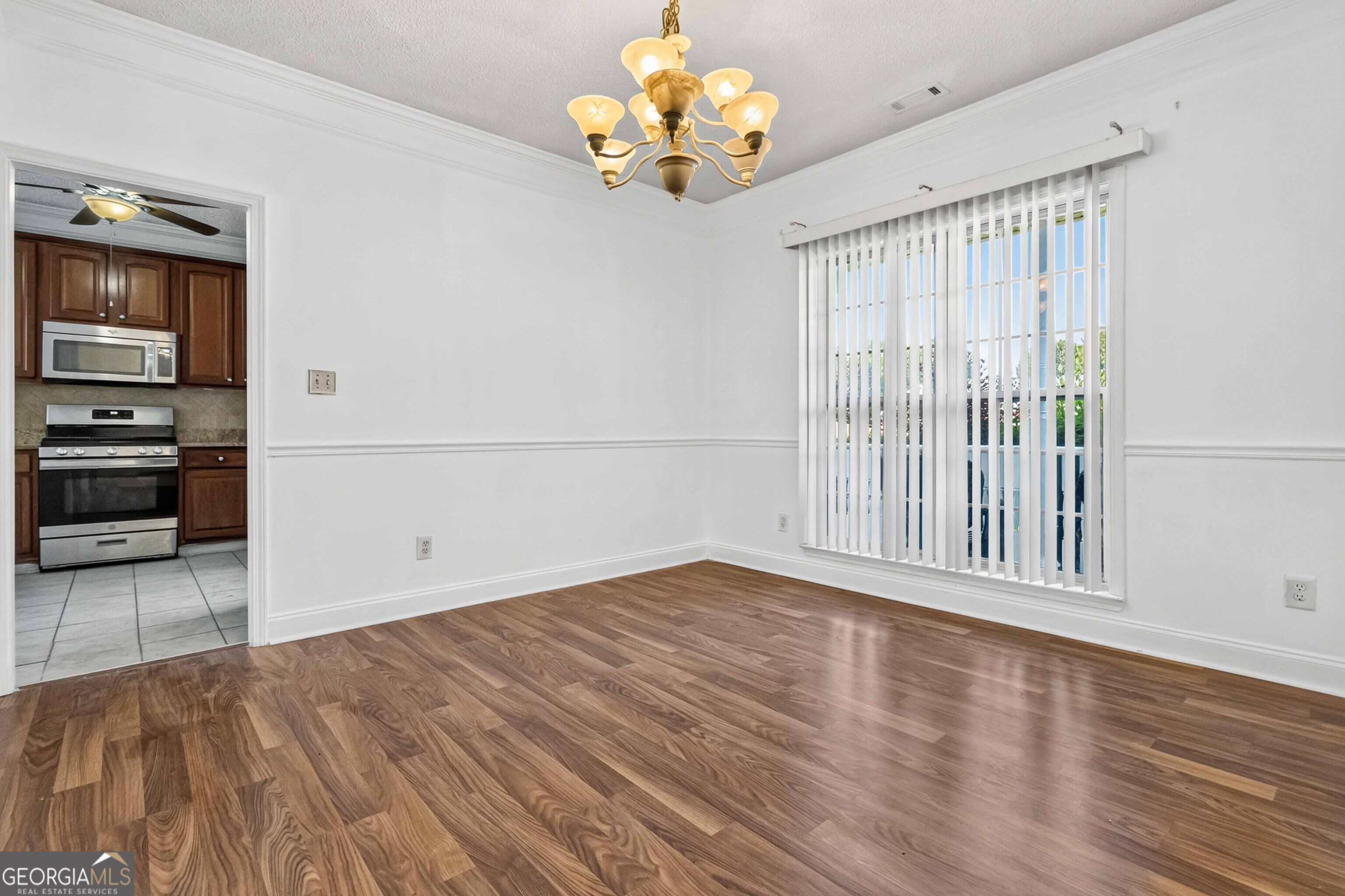 1137 E Shoreview Road Property Photo 6