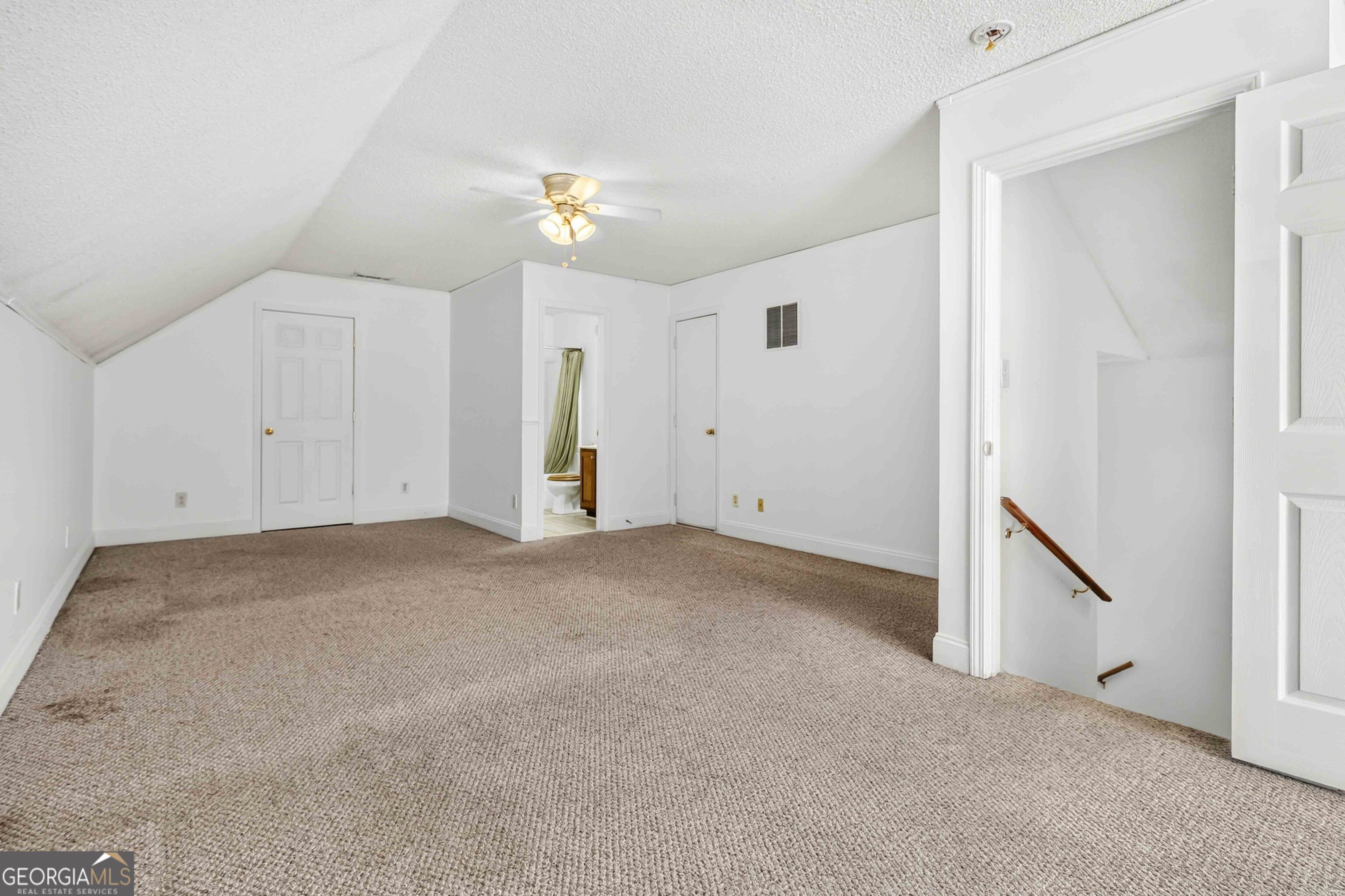 1137 E Shoreview Road Property Photo 21
