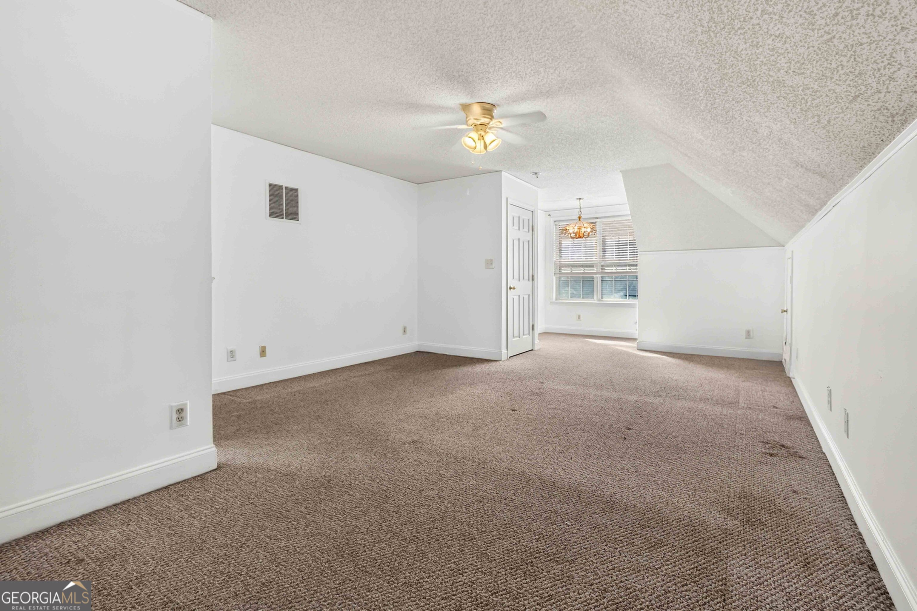 1137 E Shoreview Road Property Photo 22