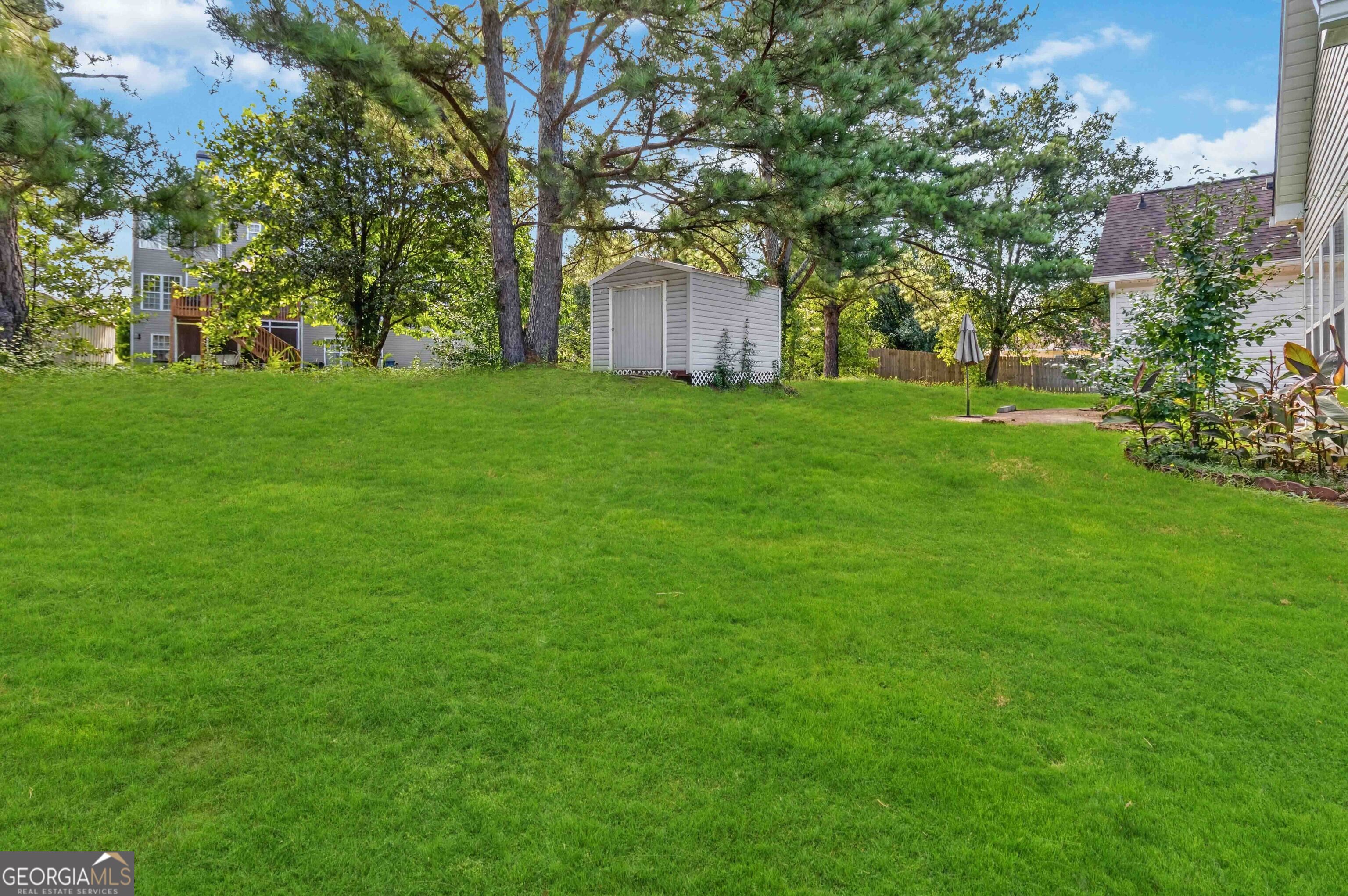 1137 E Shoreview Road Property Photo 30