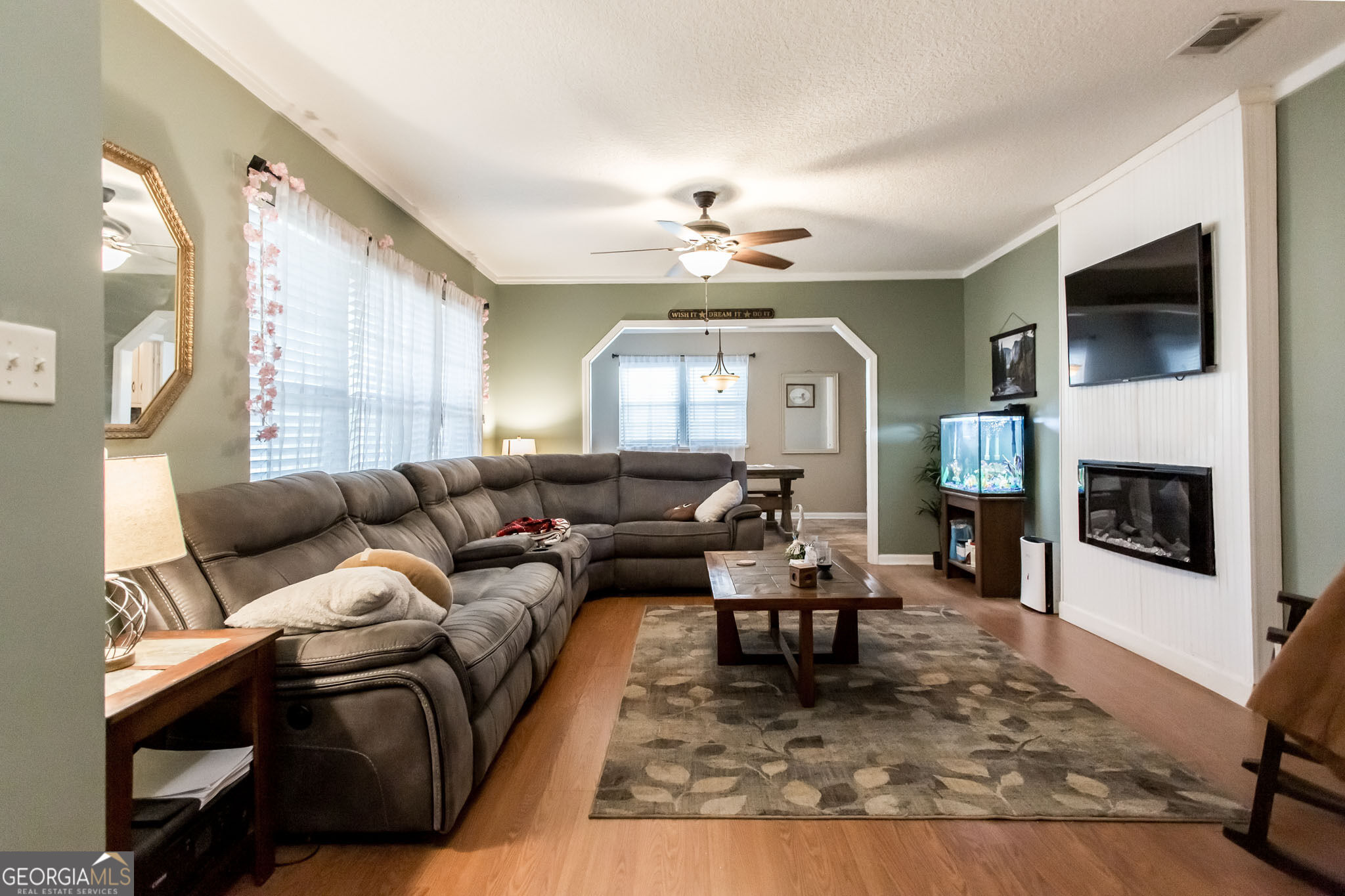 1112 Hill Street Property Photo 6