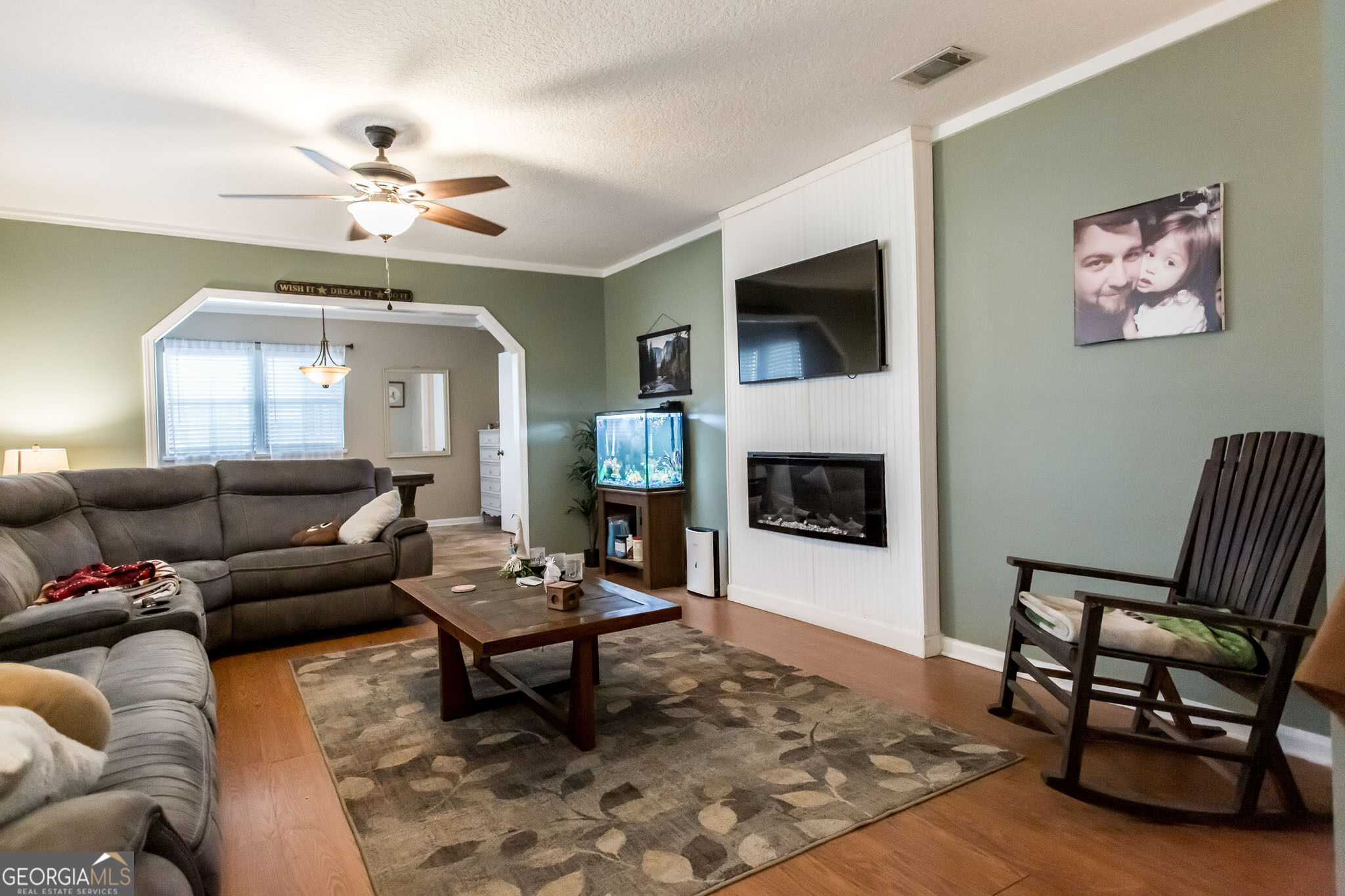 1112 Hill Street Property Photo 7