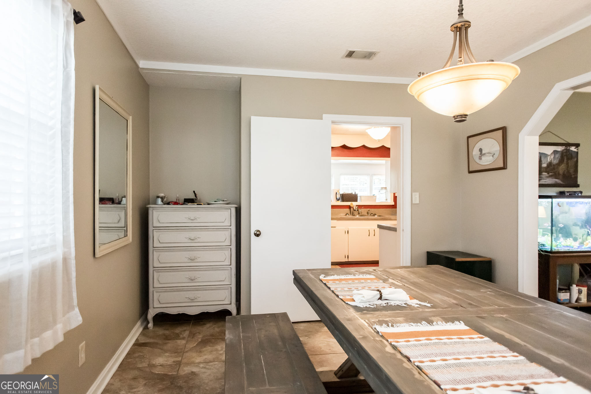 1112 Hill Street Property Photo 11