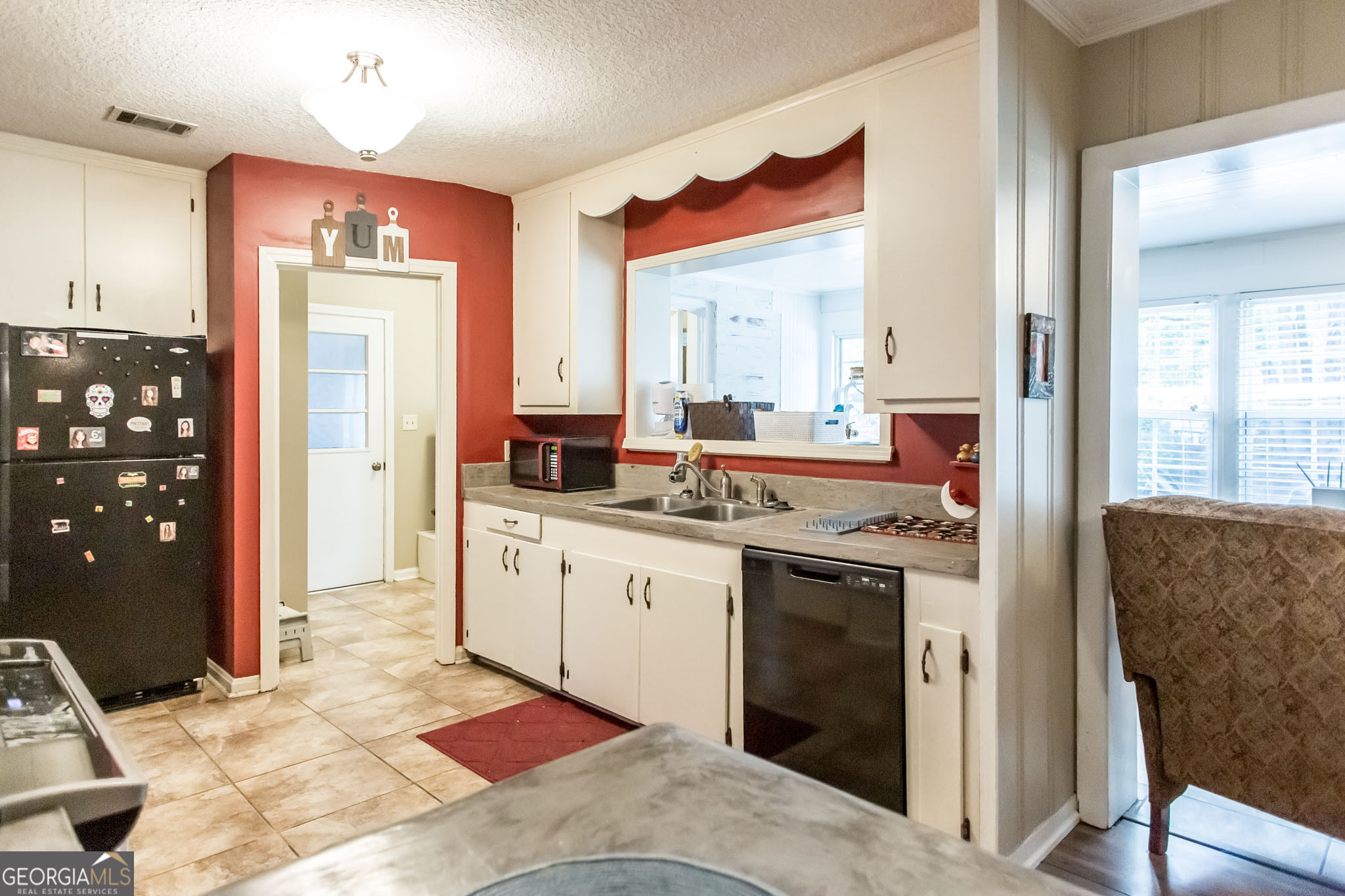 1112 Hill Street Property Photo 16