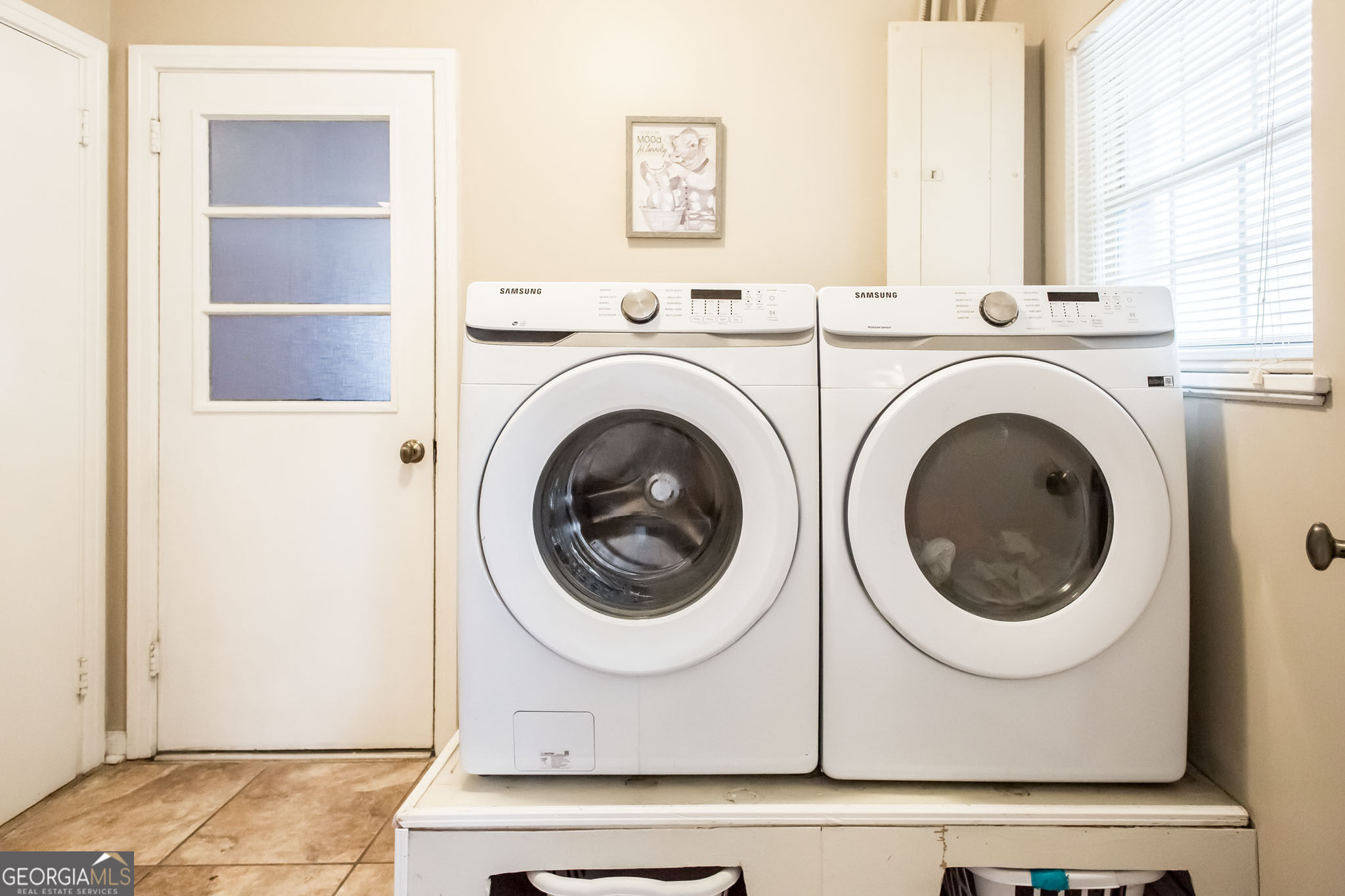 1112 Hill Street Property Photo 22