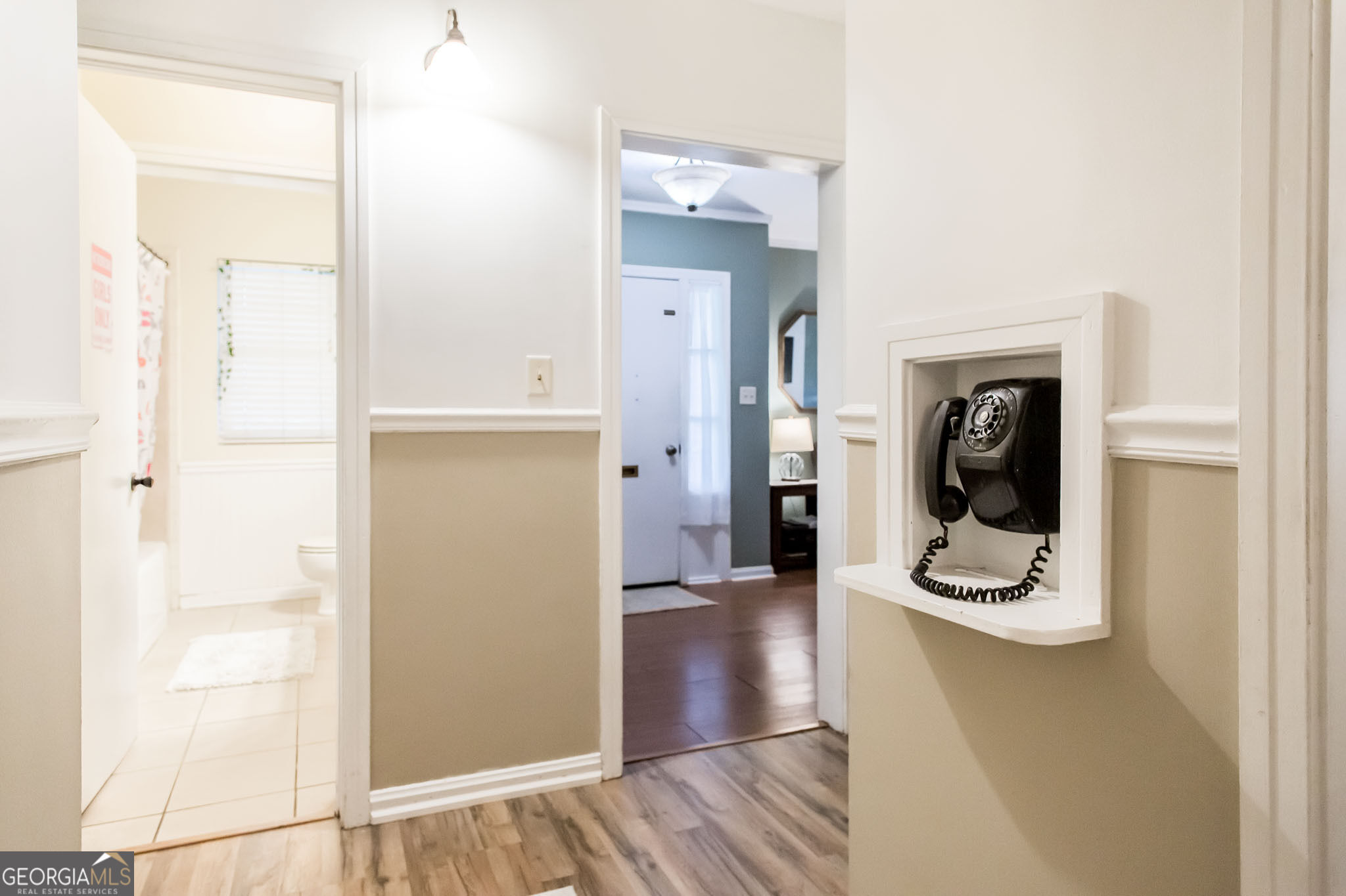 1112 Hill Street Property Photo 32