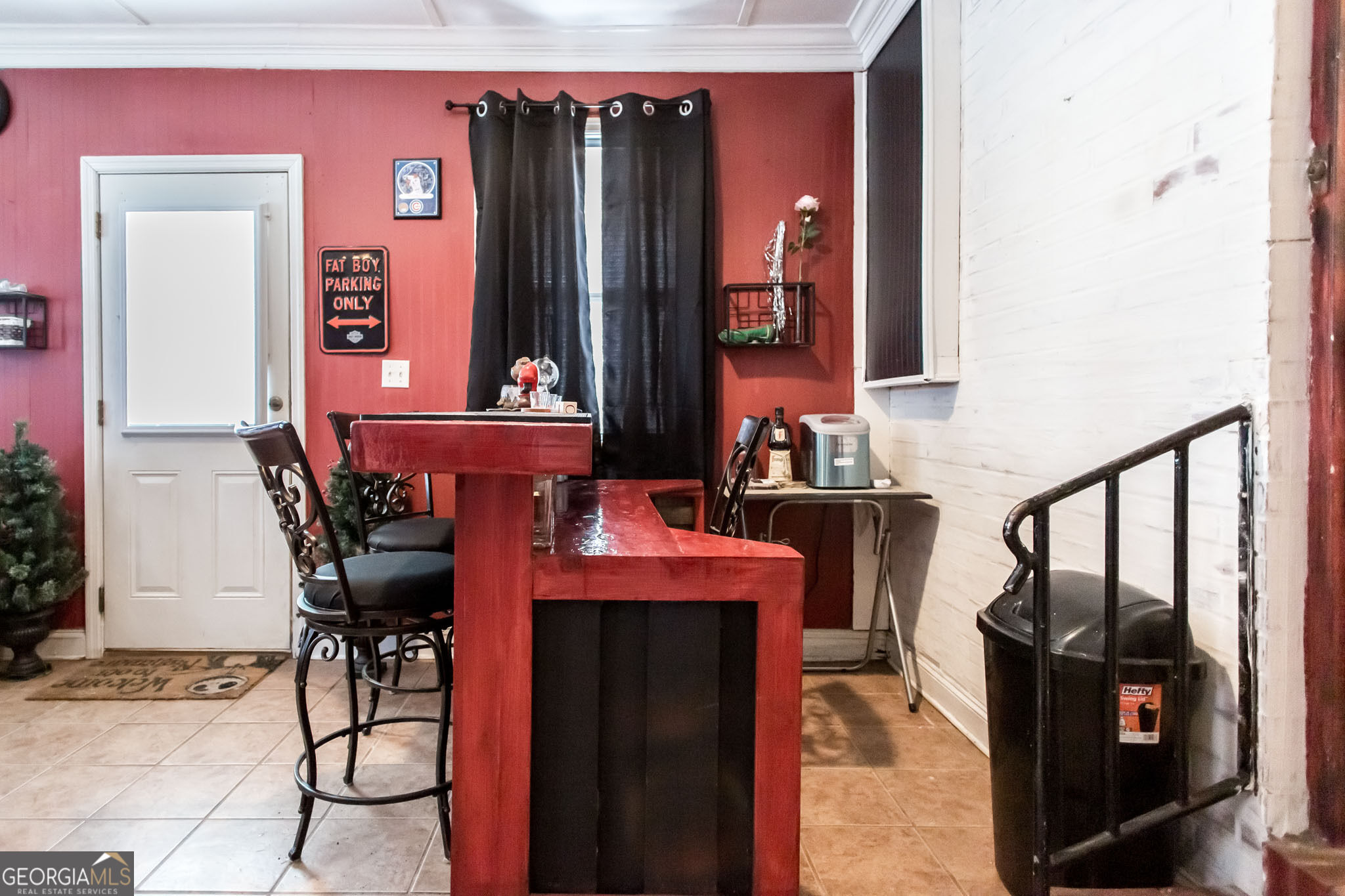 1112 Hill Street Property Photo 41
