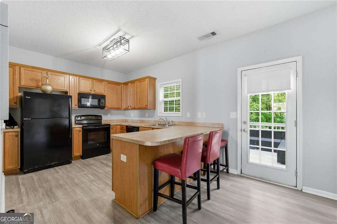 313 Venture Path Property Photo 7