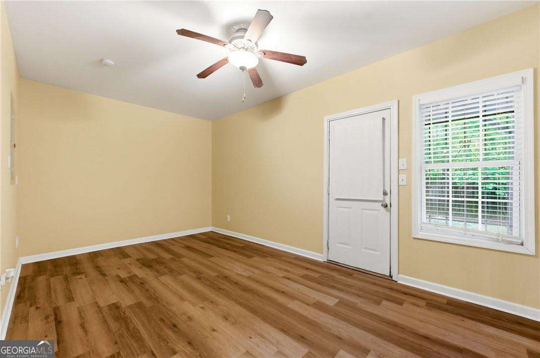 313 Venture Path Property Photo 22