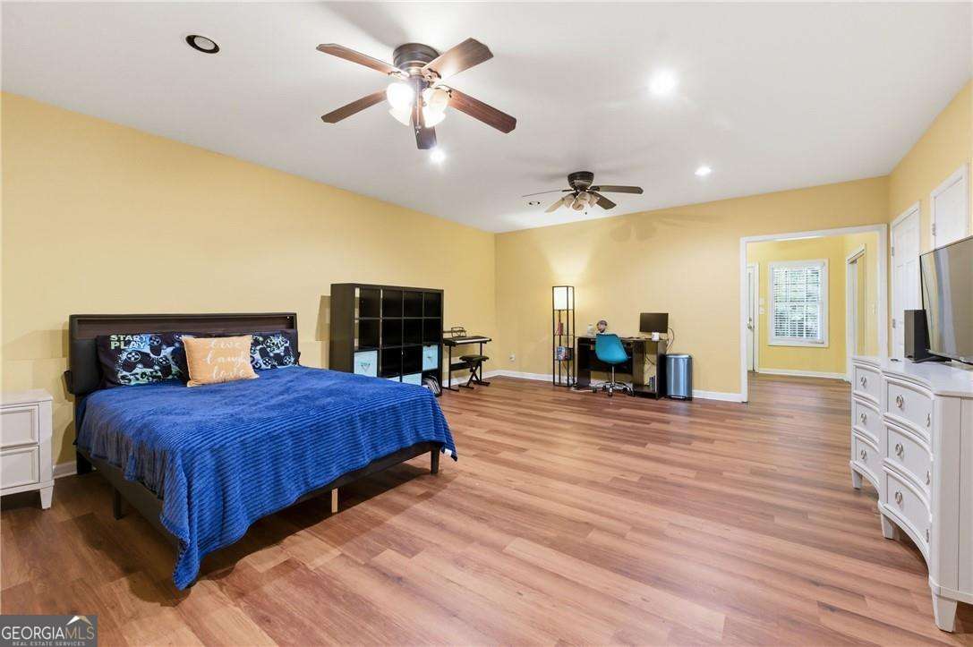 313 Venture Path Property Photo 24