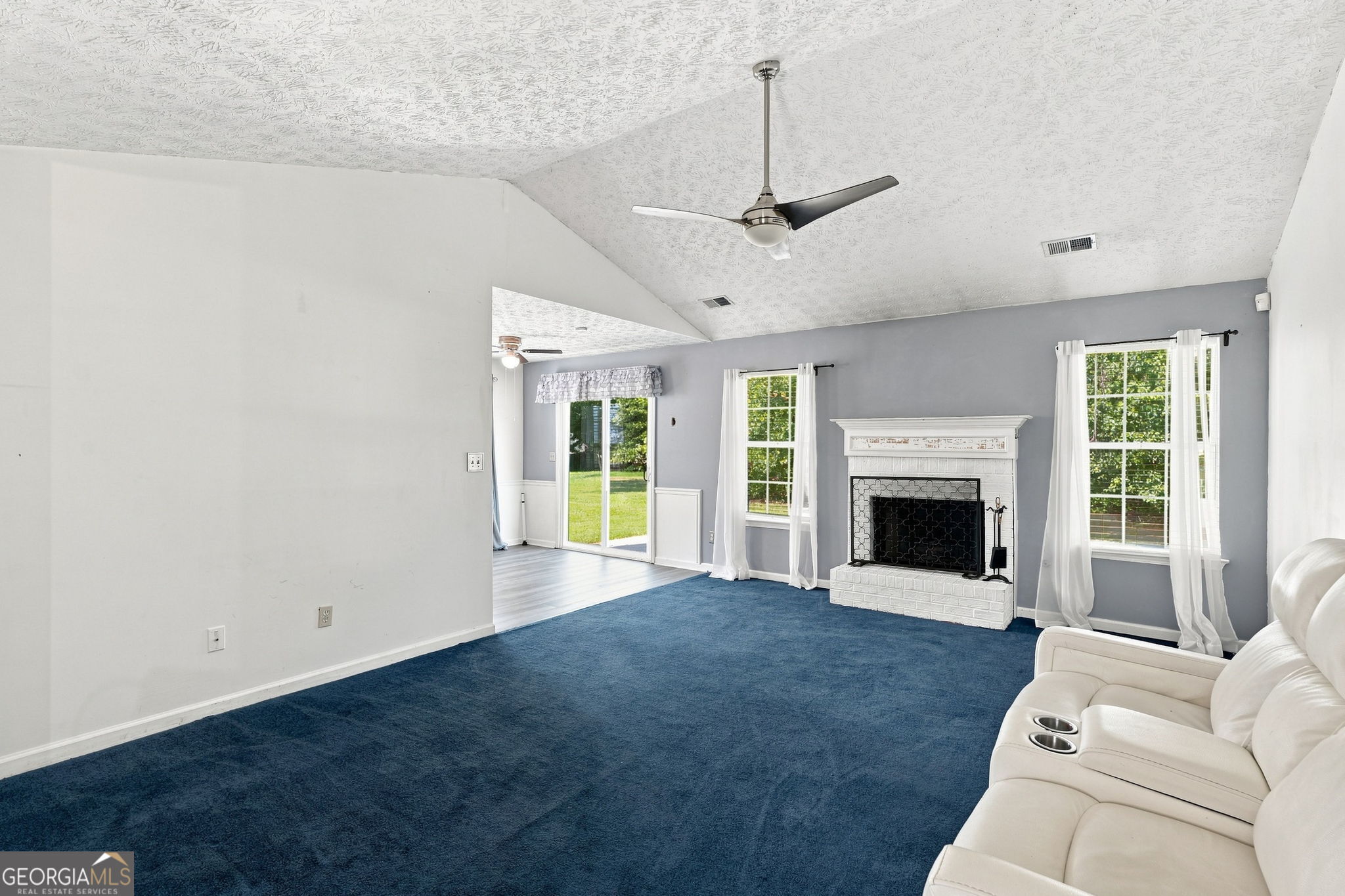 1648 Graystone Drive Property Photo 4