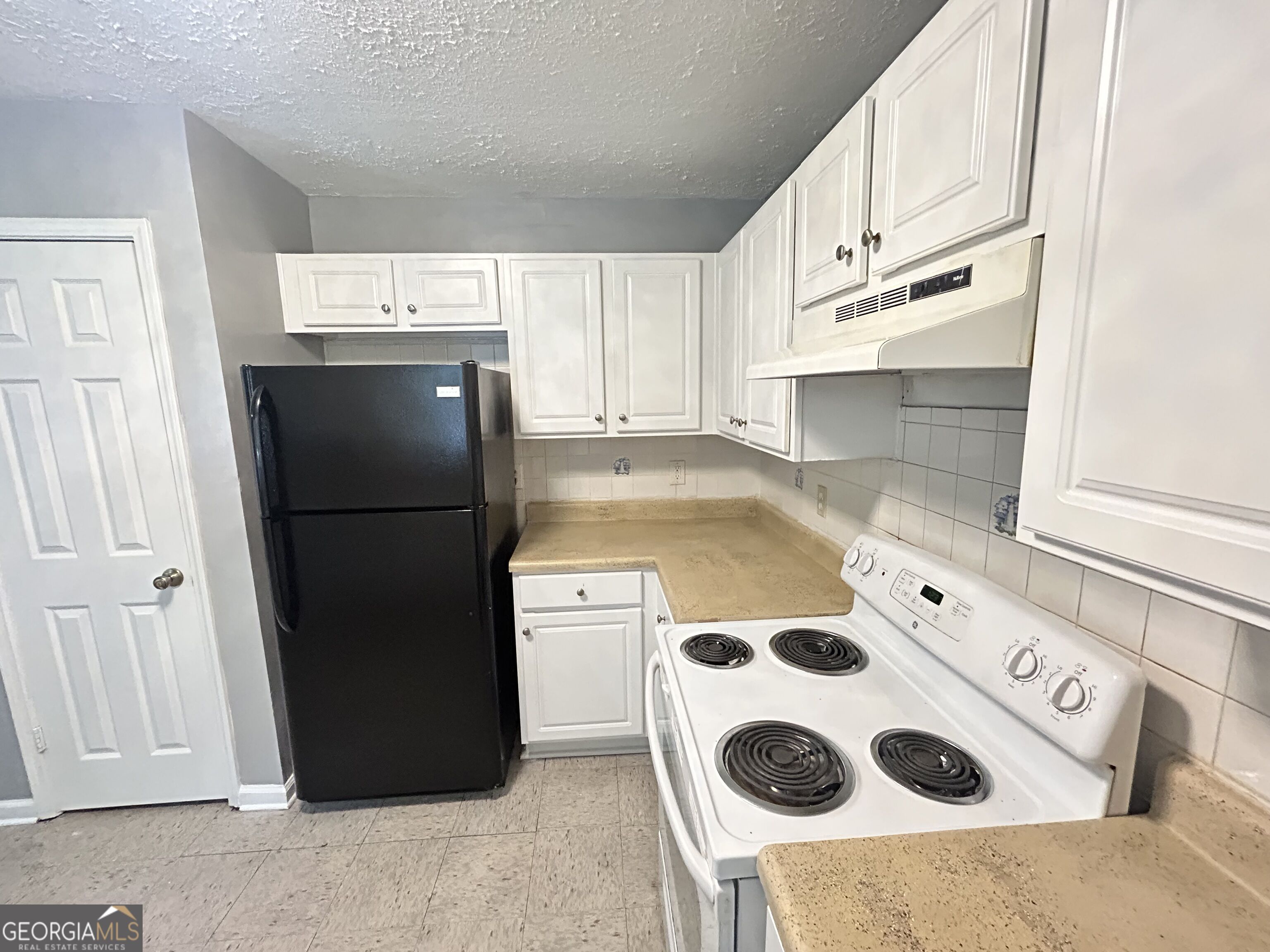 110 Roberts Road Property Photo 6