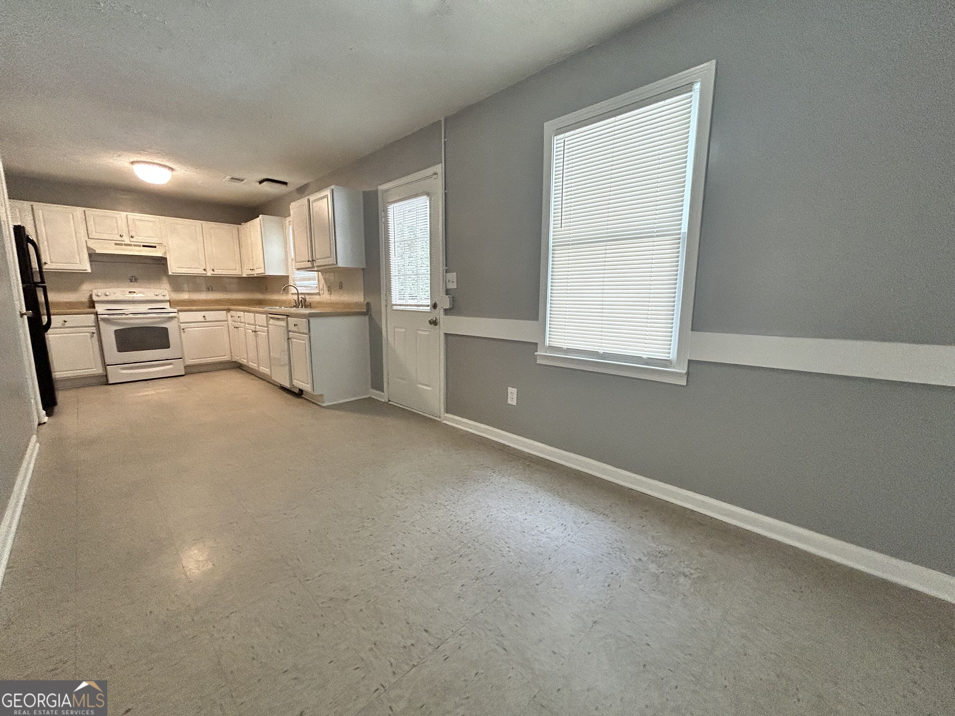 110 Roberts Road Property Photo 11