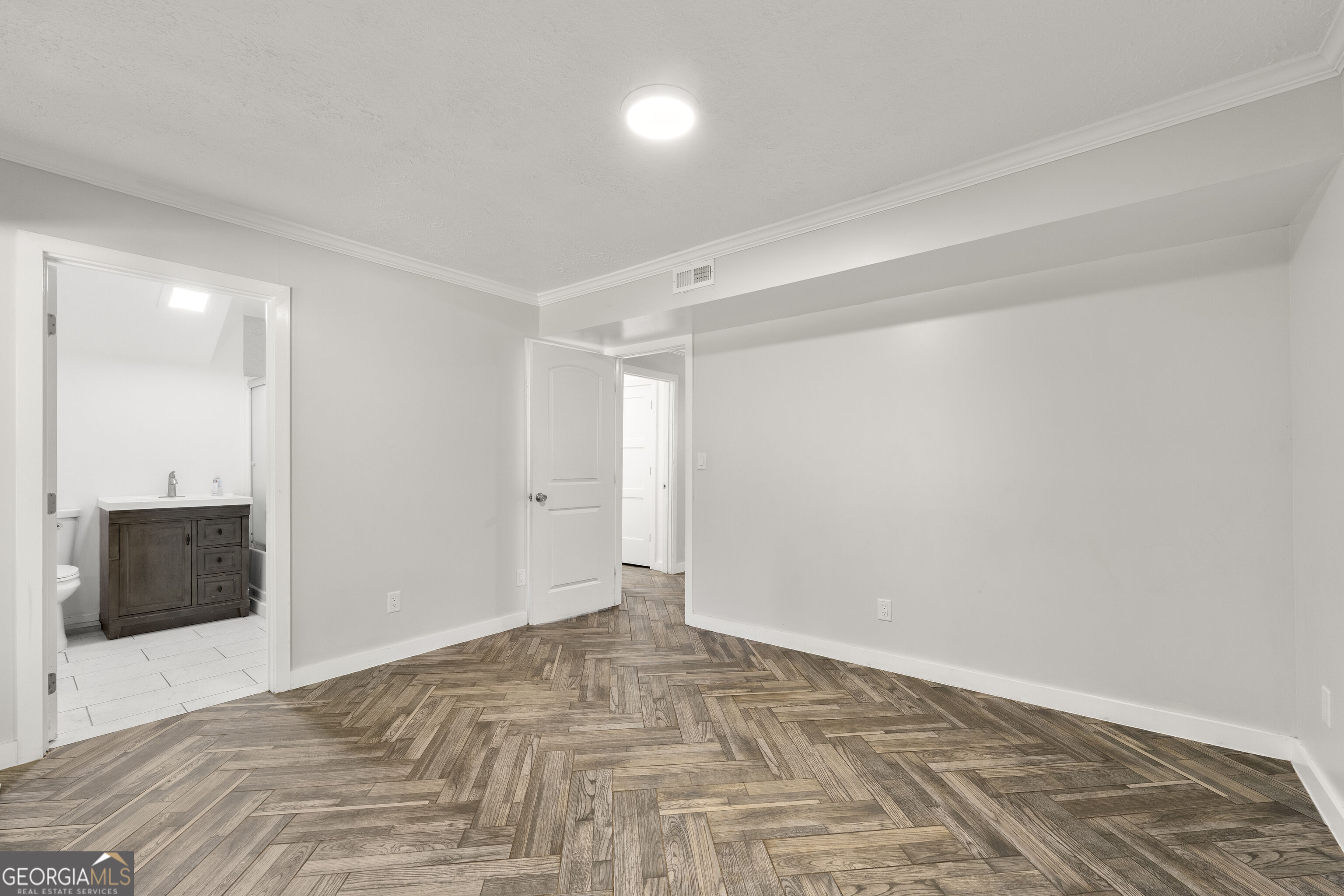 104 Park Place Property Photo 14
