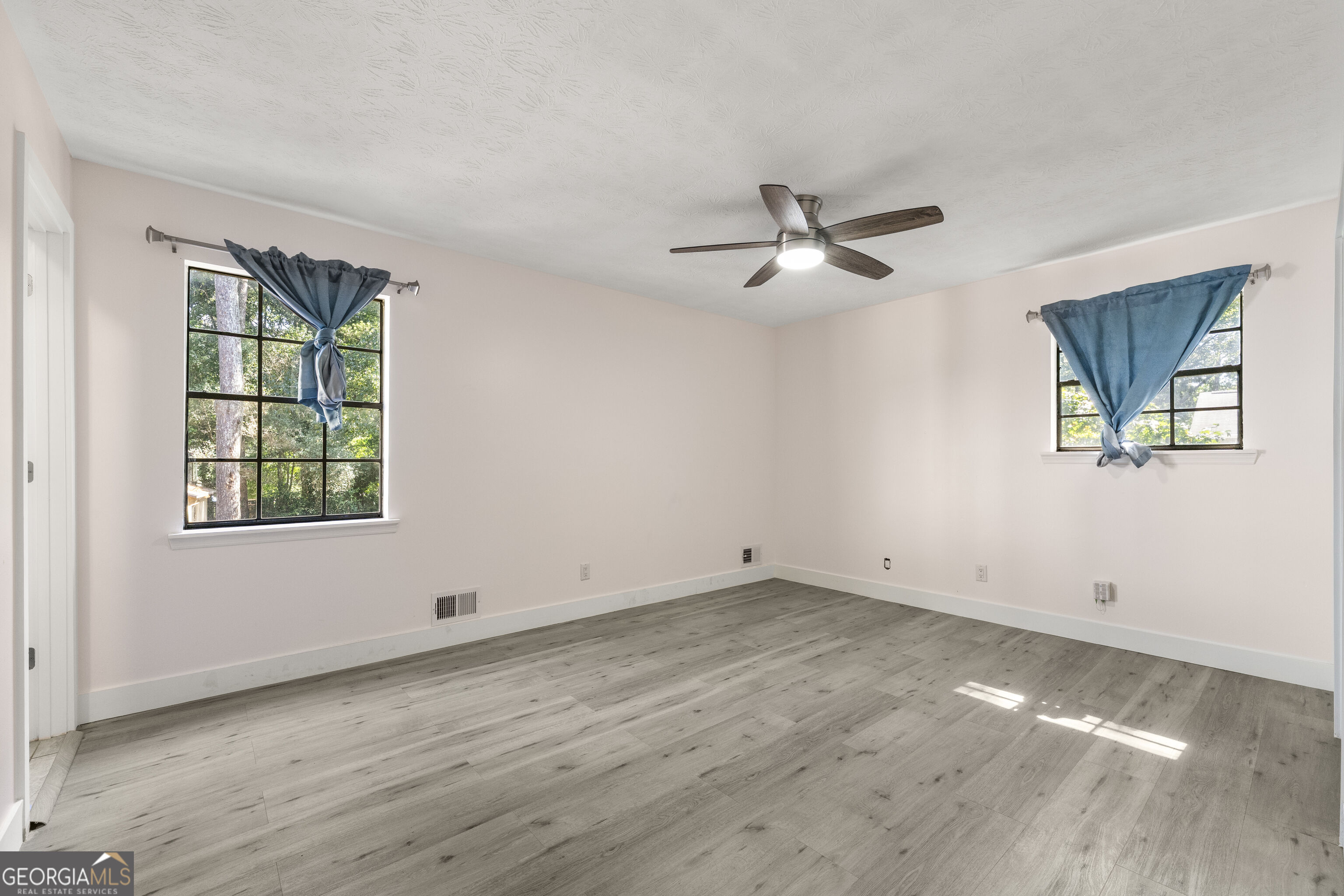 104 Park Place Property Photo 18