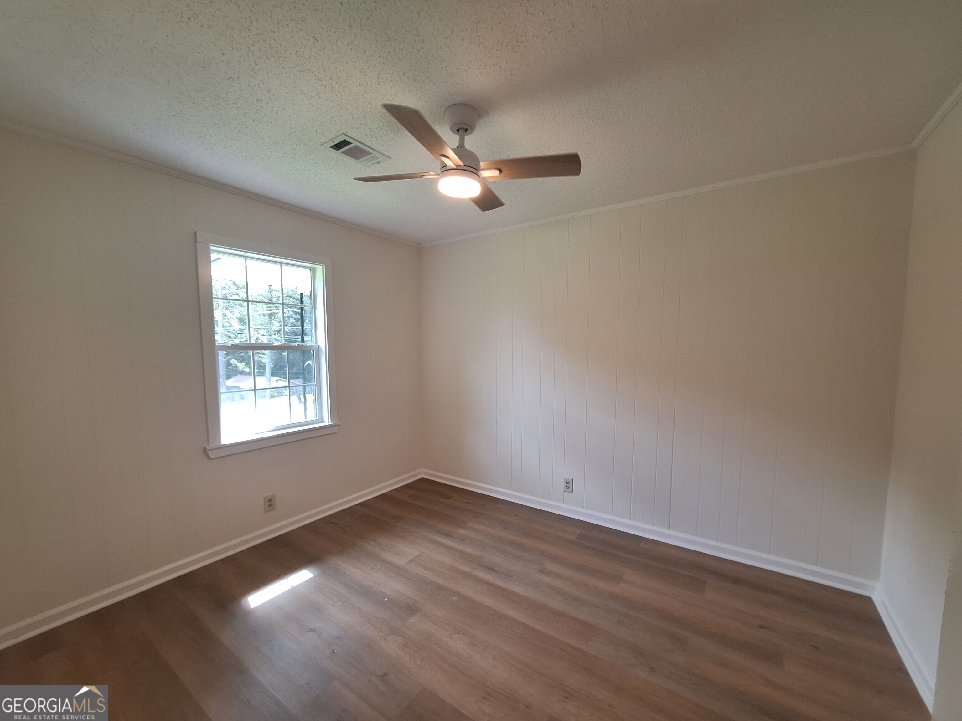 401 Fairwoods Drive Property Photo 12