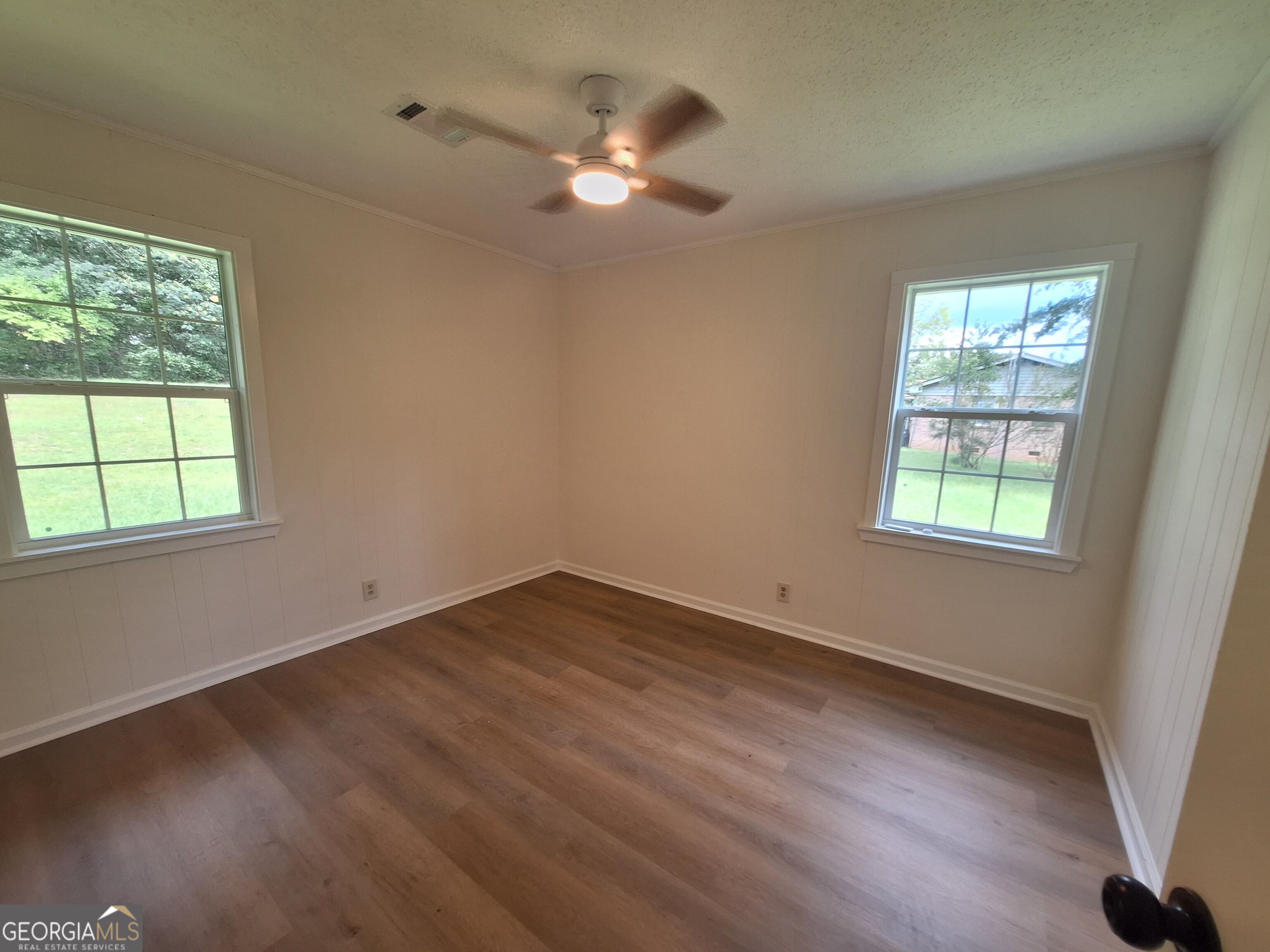 401 Fairwoods Drive Property Photo 14