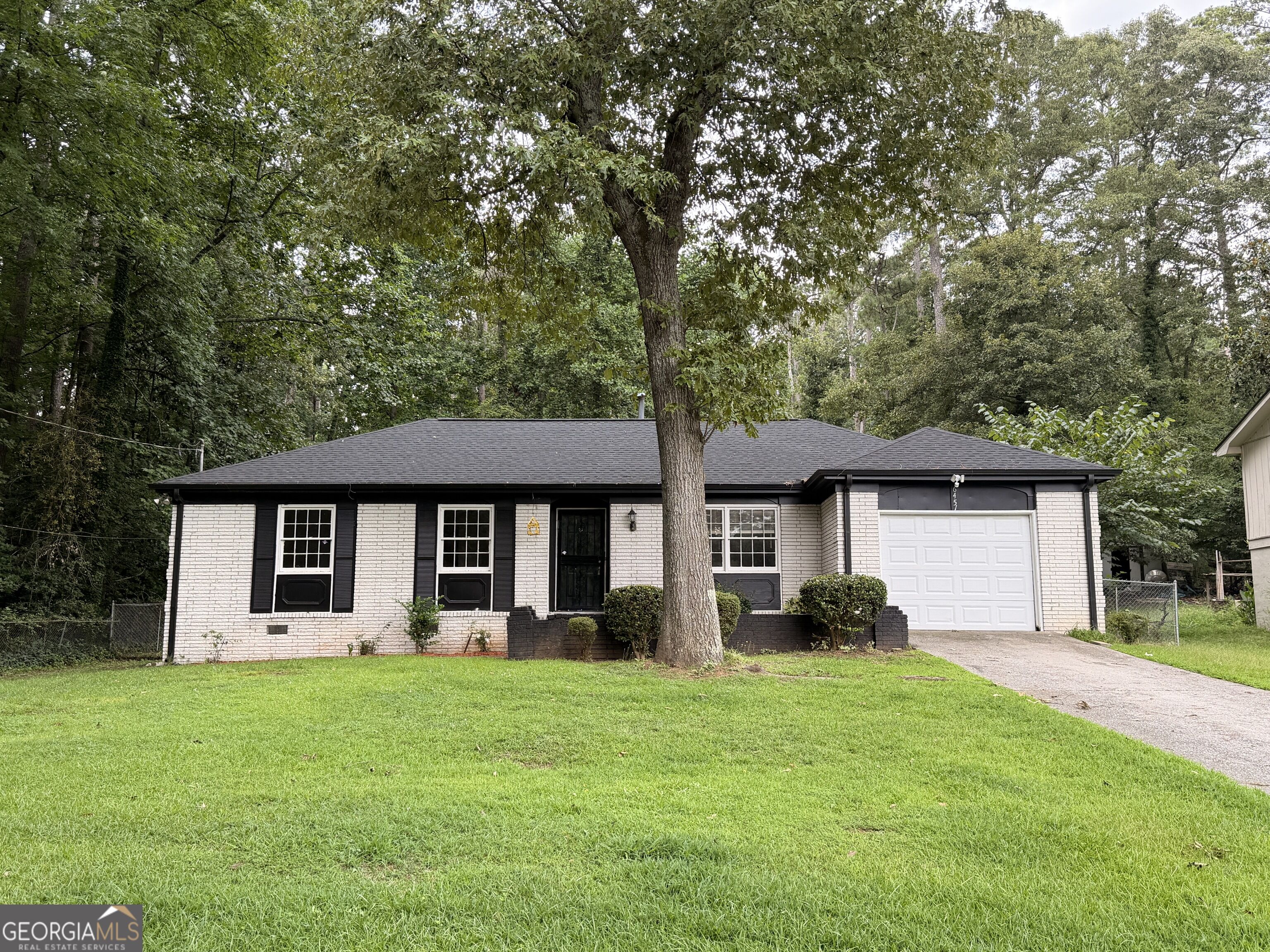 6451 Valley Dale Drive Property Photo 2