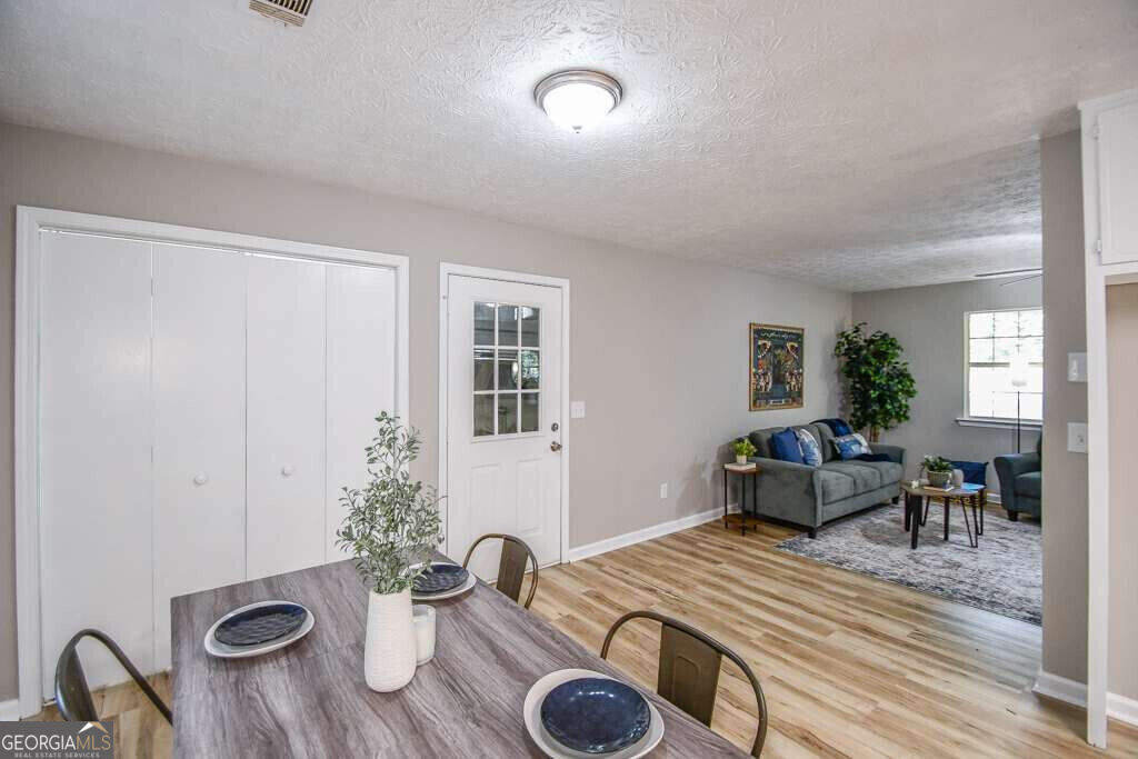 110 E Country Woods Drive Property Photo 12