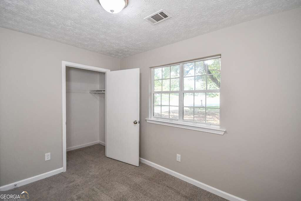 110 E Country Woods Drive Property Photo 17