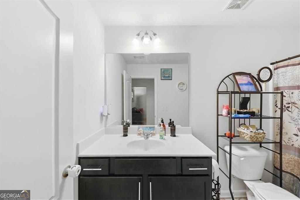 5527 Radford Loop Property Photo 18
