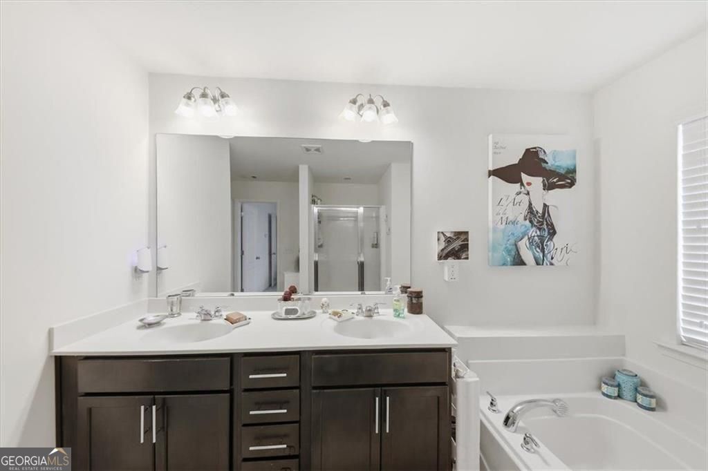 5527 Radford Loop Property Photo 19