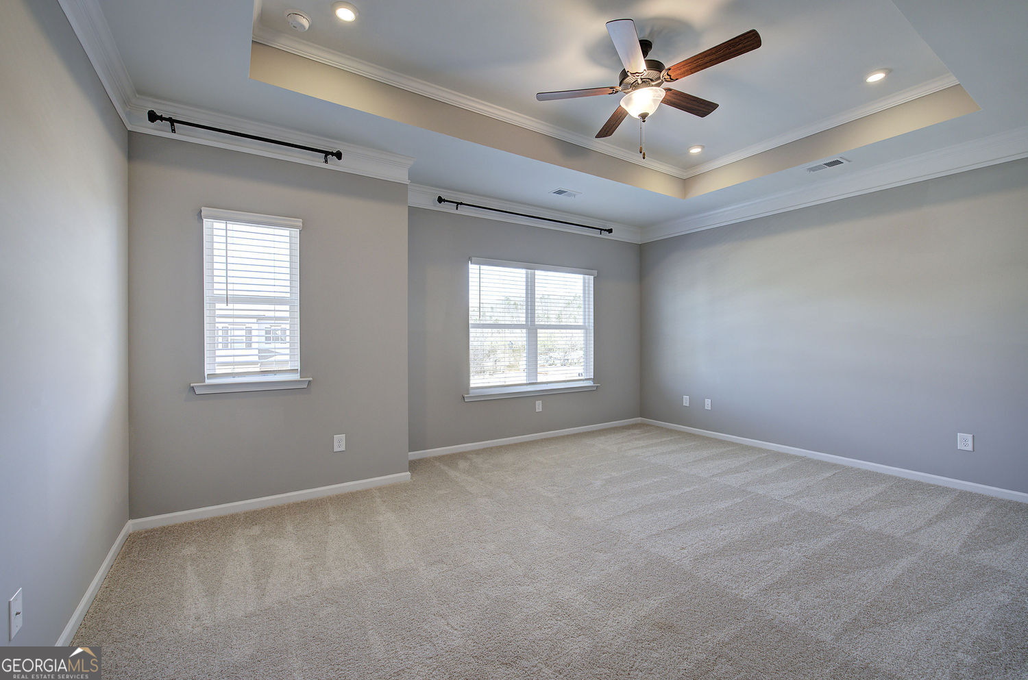401 Perth Drive Property Photo 25