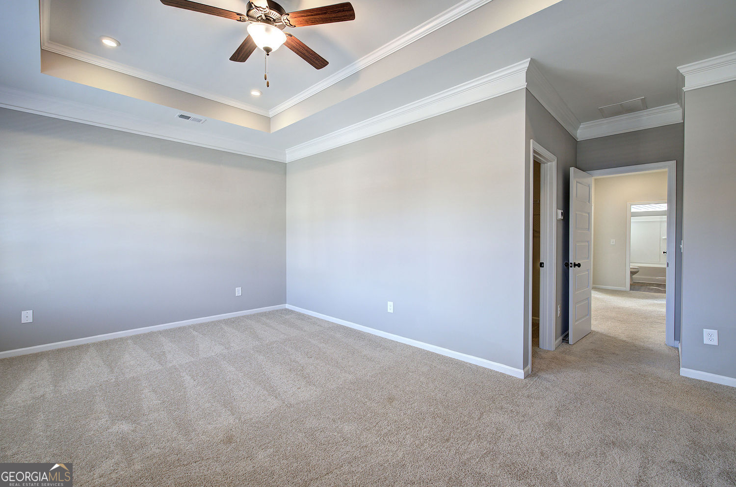 401 Perth Drive Property Photo 26