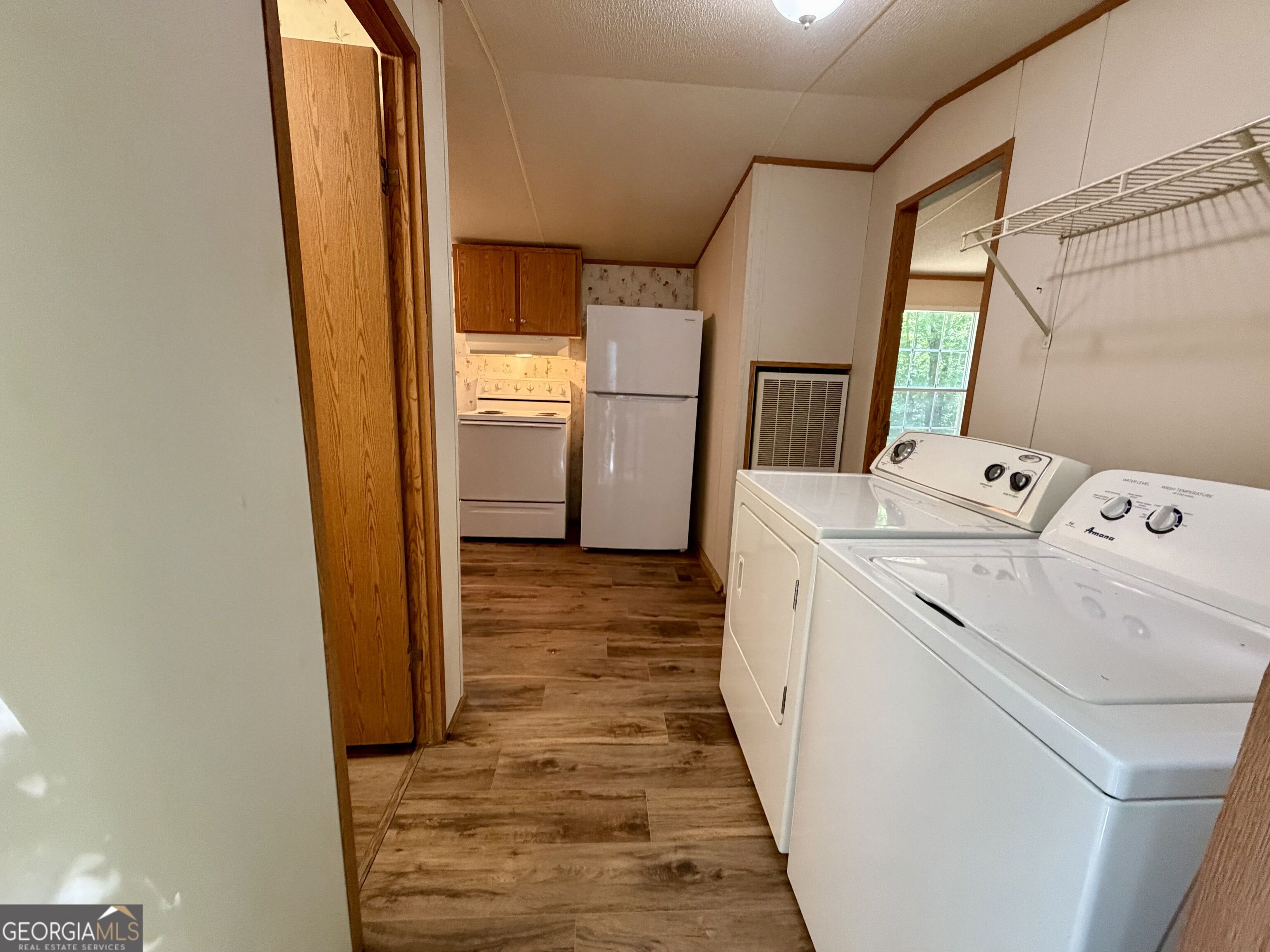119 Cub Lane Property Photo 2