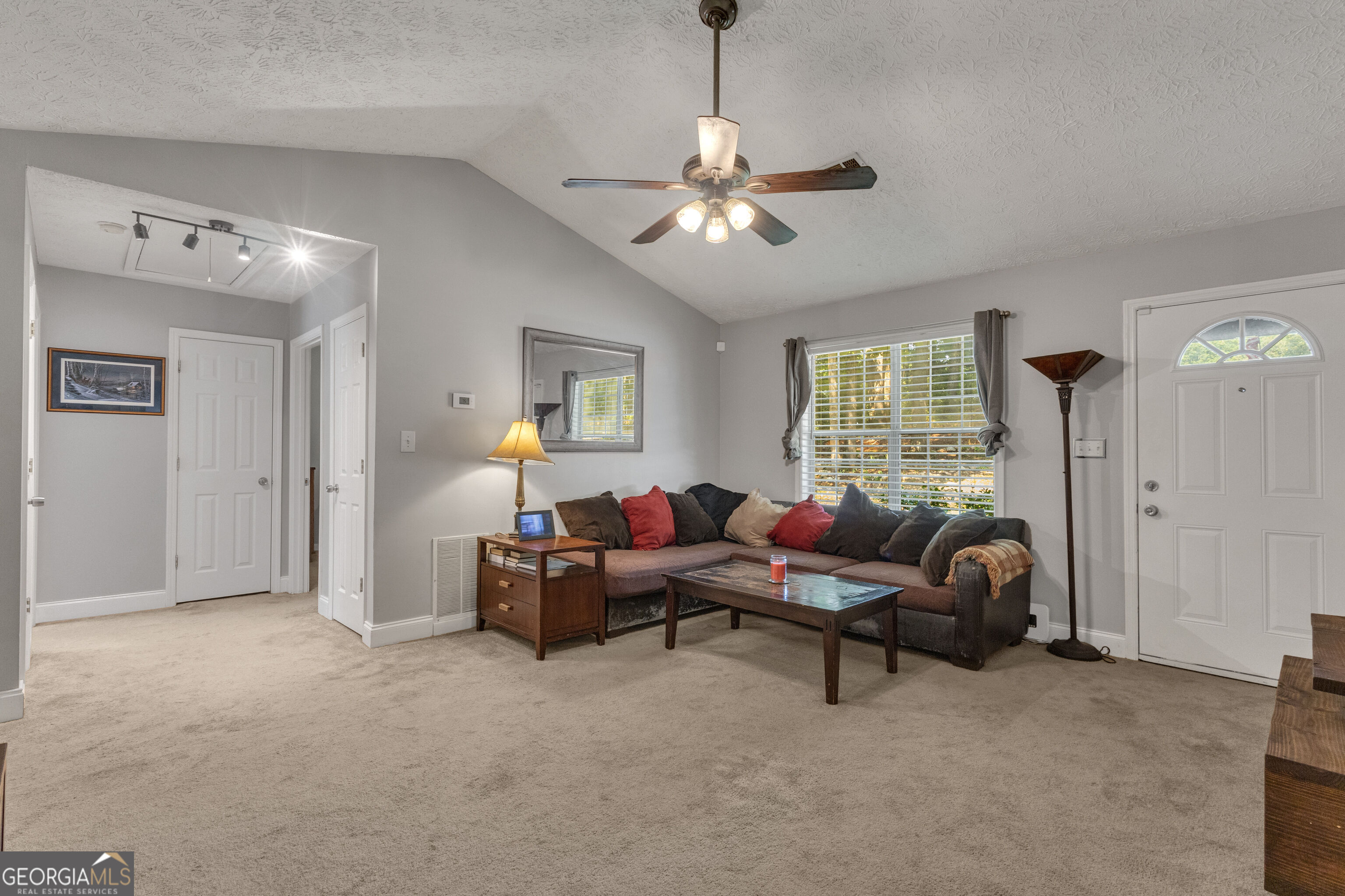 25 Overview Place Property Photo 8