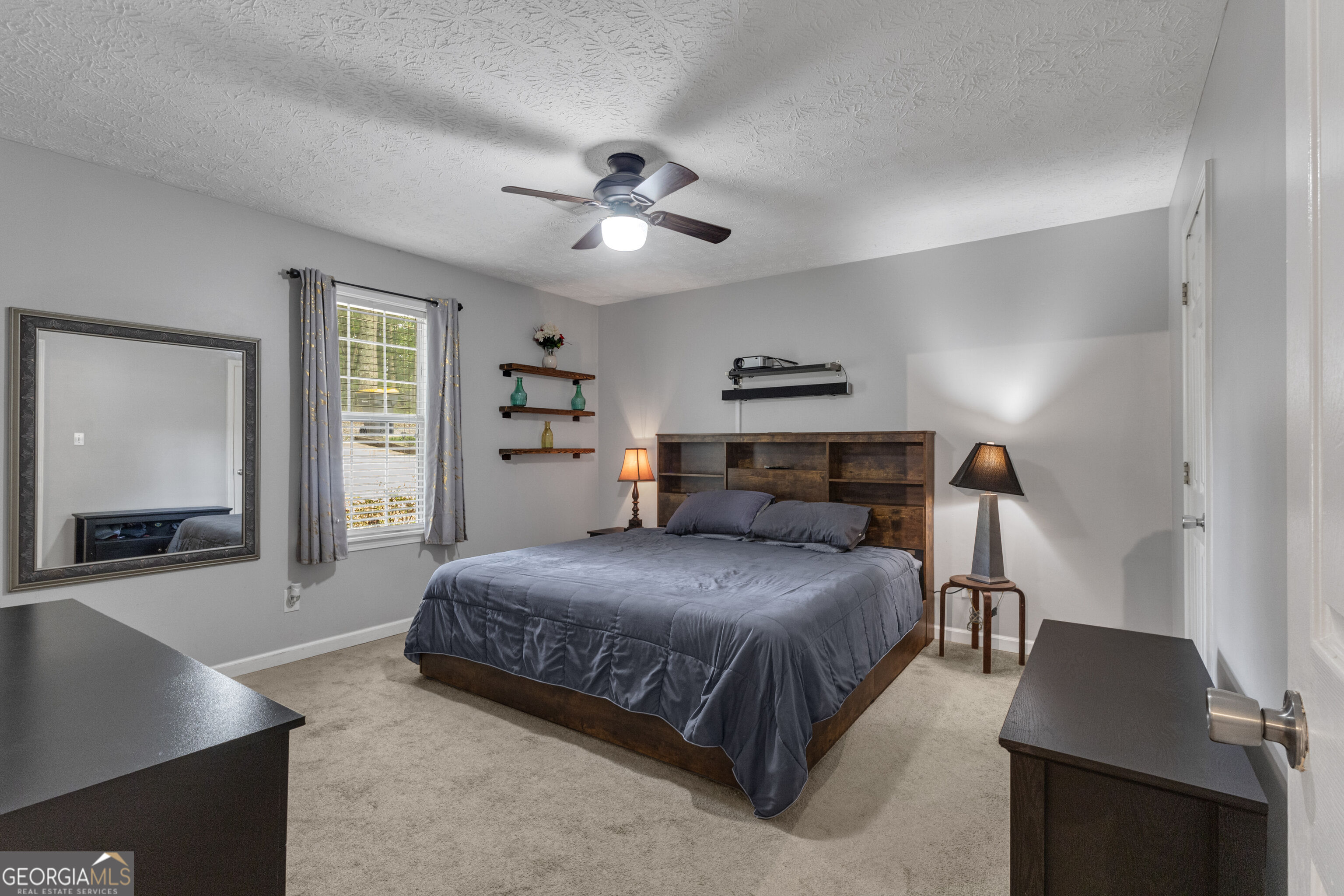 25 Overview Place Property Photo 10