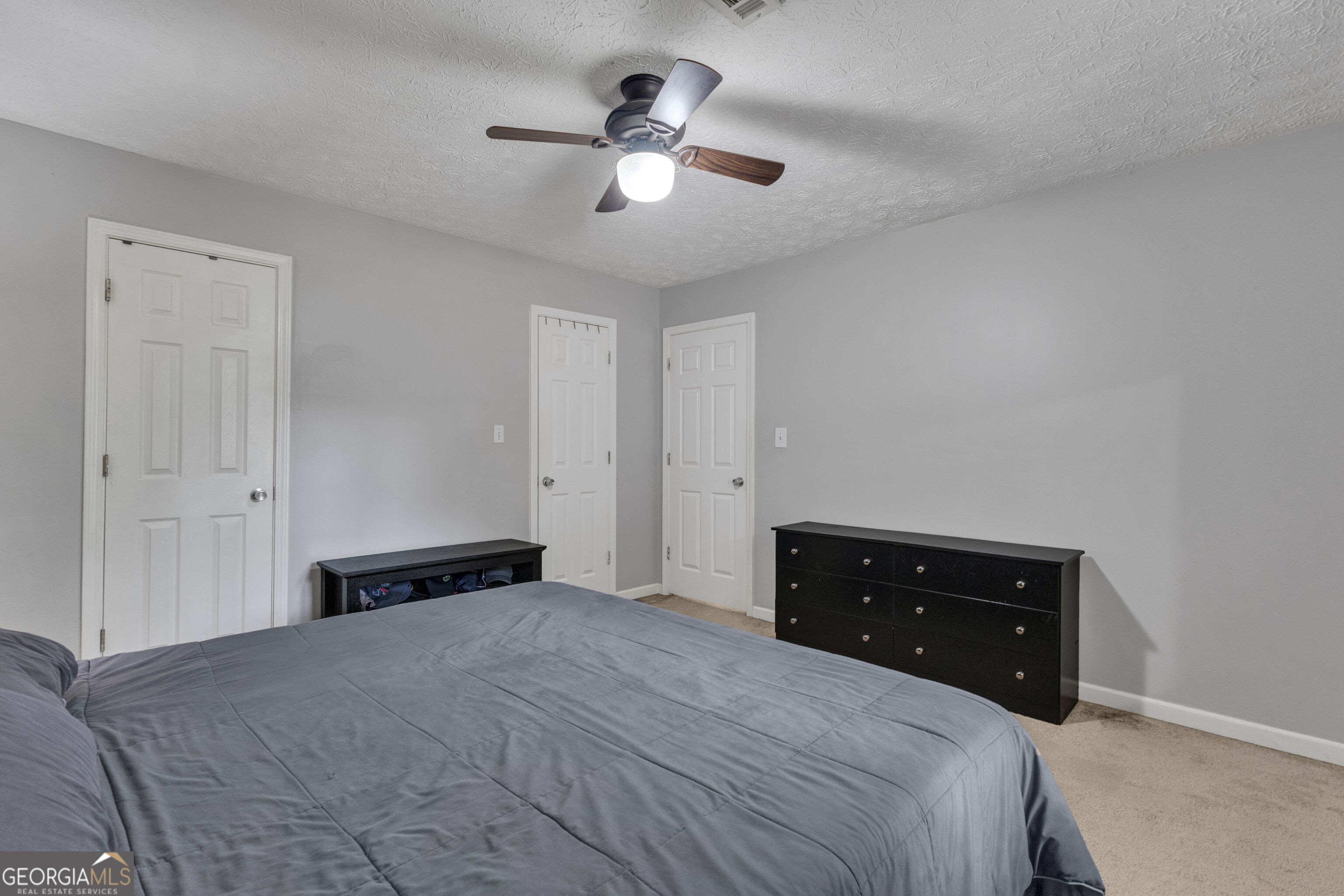 25 Overview Place Property Photo 13